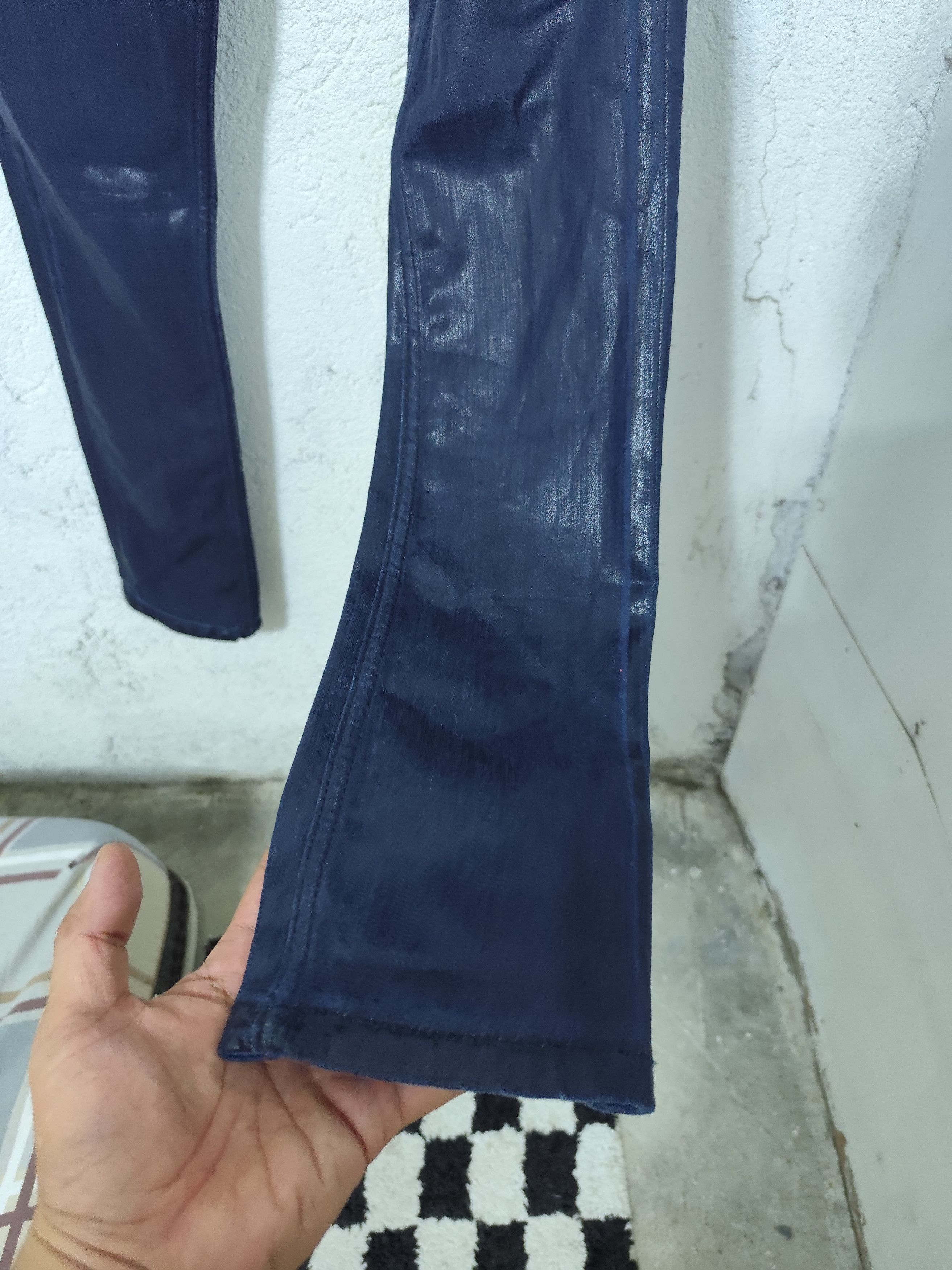 Louis Vuitton Louis Vuitton waxed denim Size 27" / US 4 / IT 40 - 7 Thumbnail