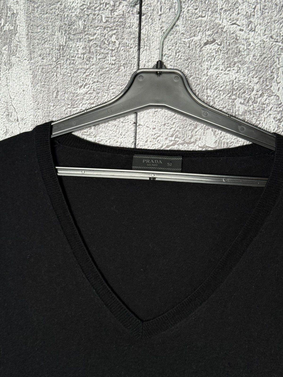 Prada Prada Milano Black V-Neck Sweater Cotton & Cashmere Jumper Size US L / EU 52-54 / 3 - 6 Thumbnail