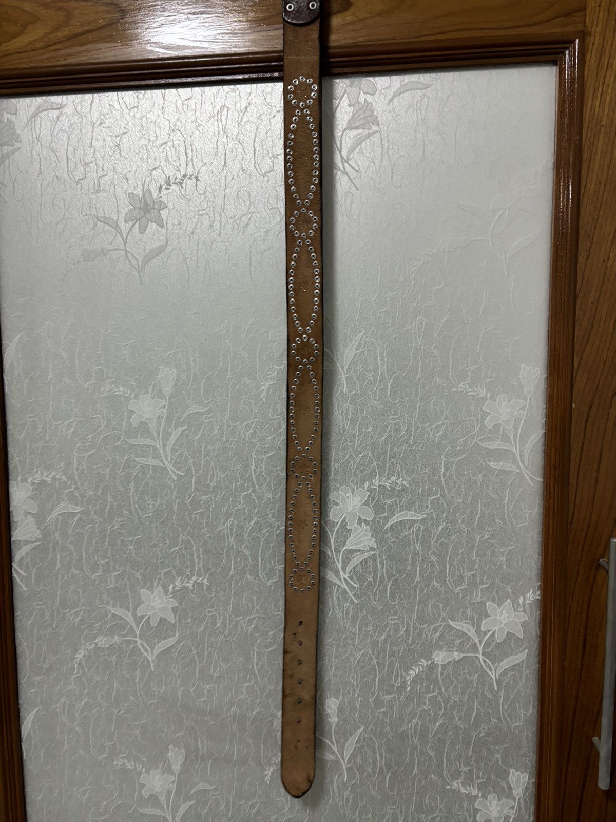 Vintage Vintage Leather Design Studded Belt (size 32-36) Size ONE SIZE - 11 Thumbnail