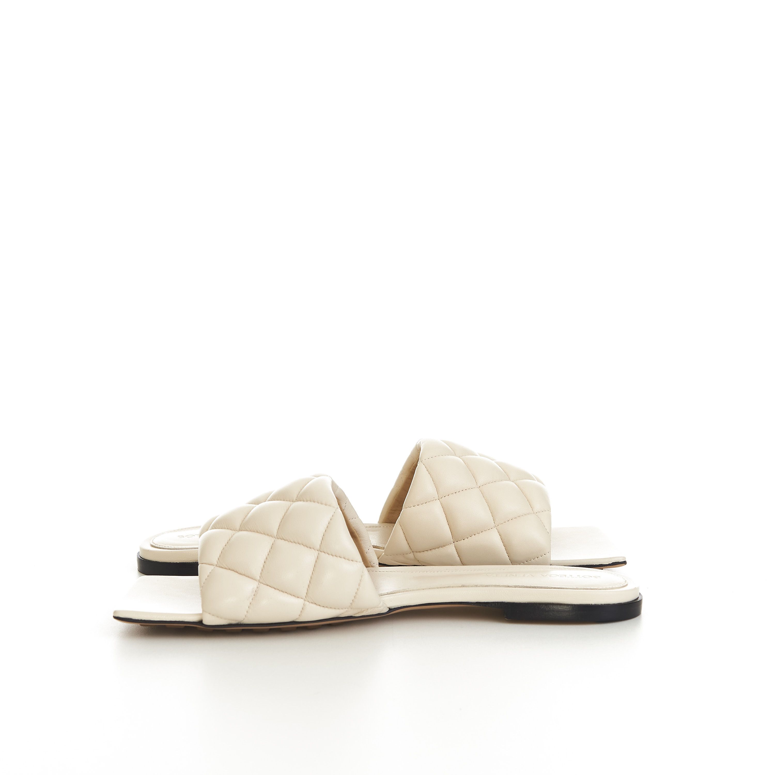 Bottega Veneta Quilted Padded Flat Sandals In Sea Salt Leather Size US 11 / IT 41 - 9 Thumbnail