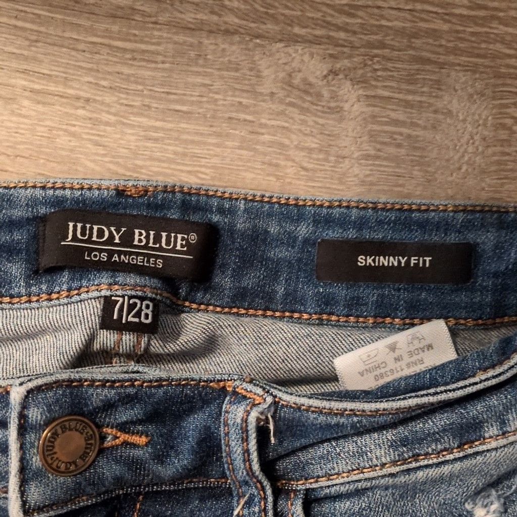 Judy Blue Judy Blue Distressed Skinny For Jeans Size 7/28 Size 28" / US 6 / IT 42 - 3 Thumbnail