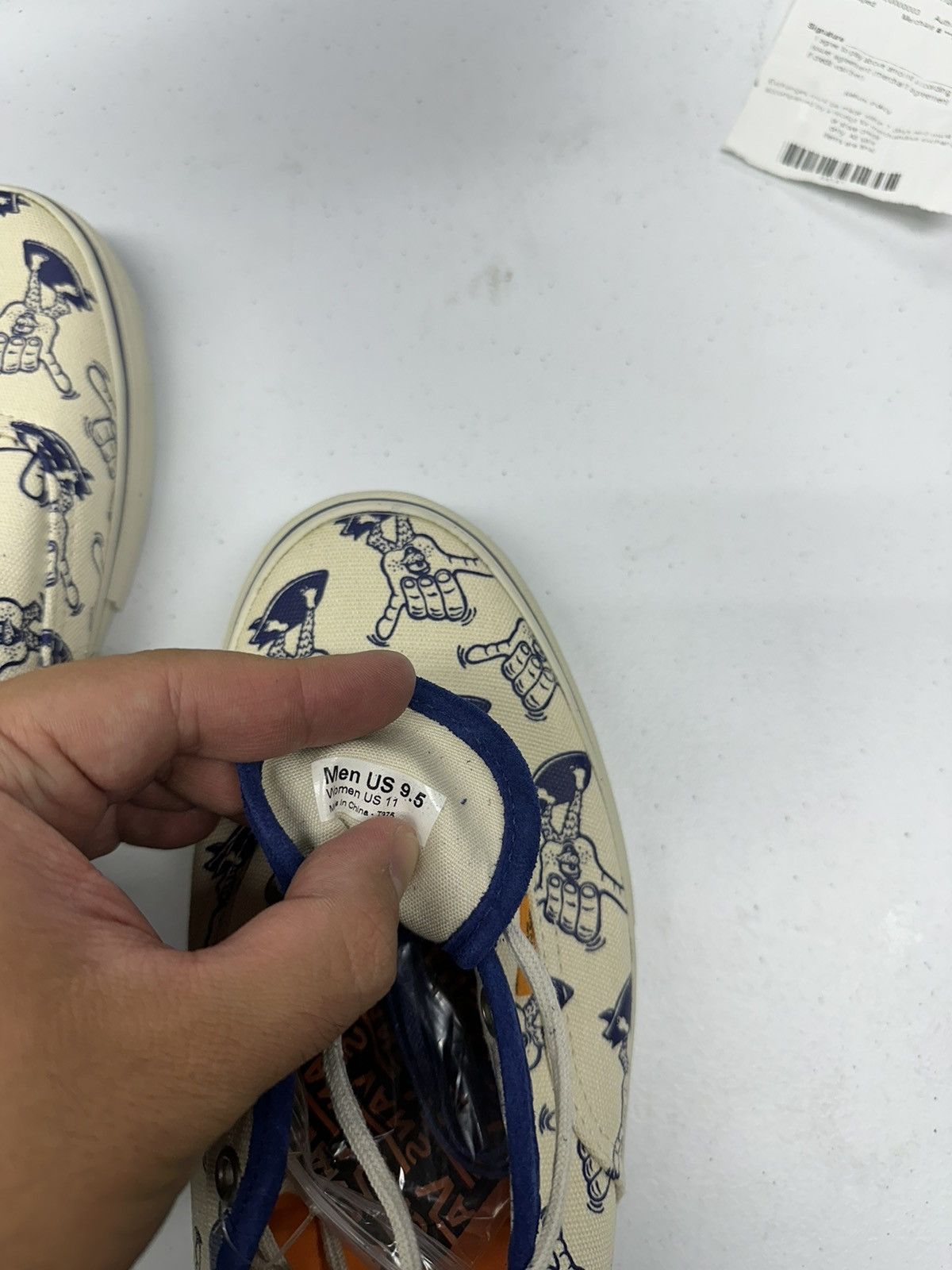 Vans Vans SurfShaka Turtle Blue size 9.5 Size US 9.5 / EU 42-43 - 6 Thumbnail