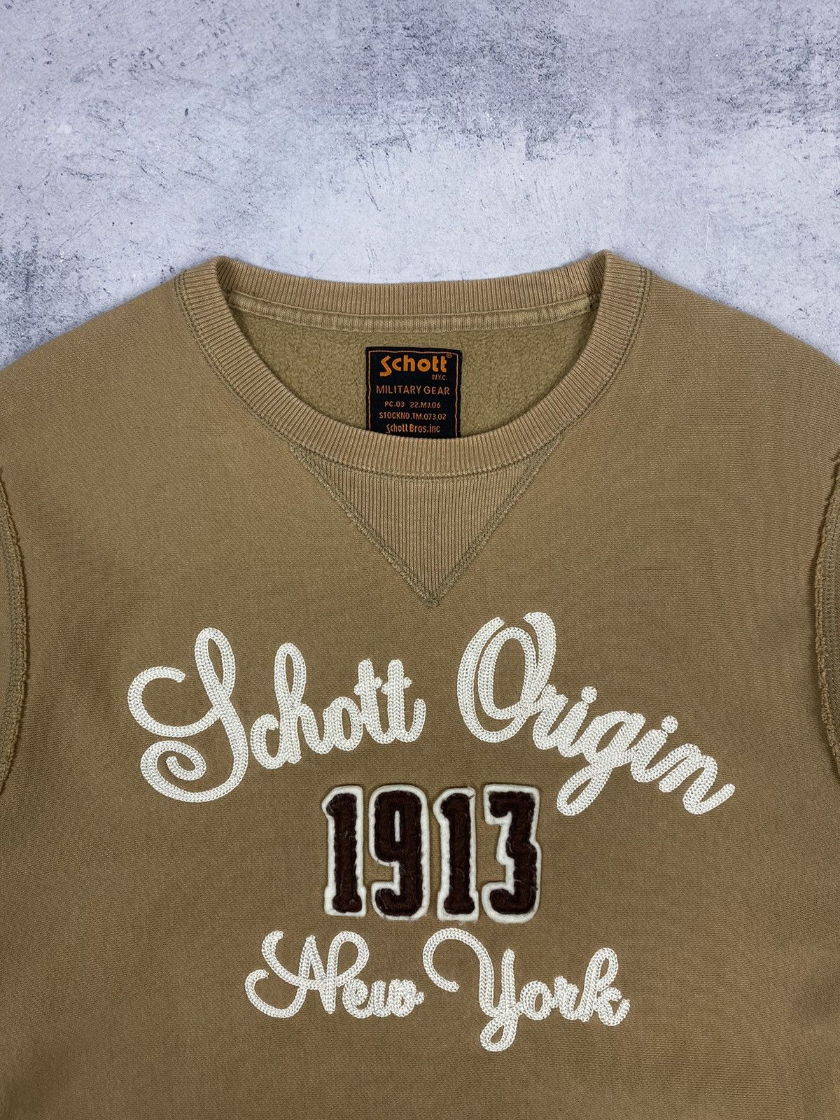 Schott Vintage Schott NYC Embroidered Logo Brown Sweatshirt Y2K Size US M / EU 48-50 / 2 - 5 Thumbnail