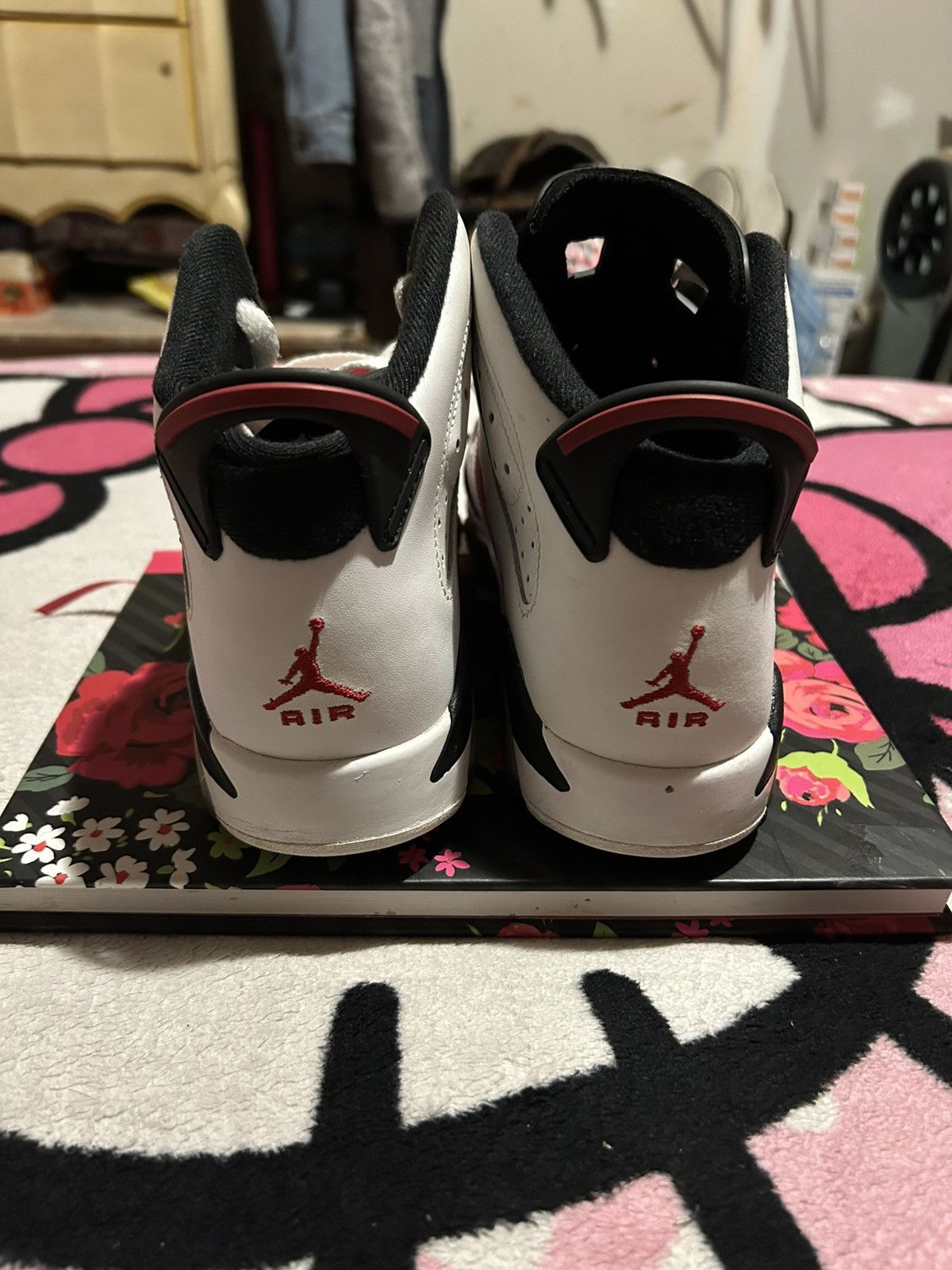 Nike Nike Air Jordans Size 7 Size US 7 / IT 37 - 2 Thumbnail