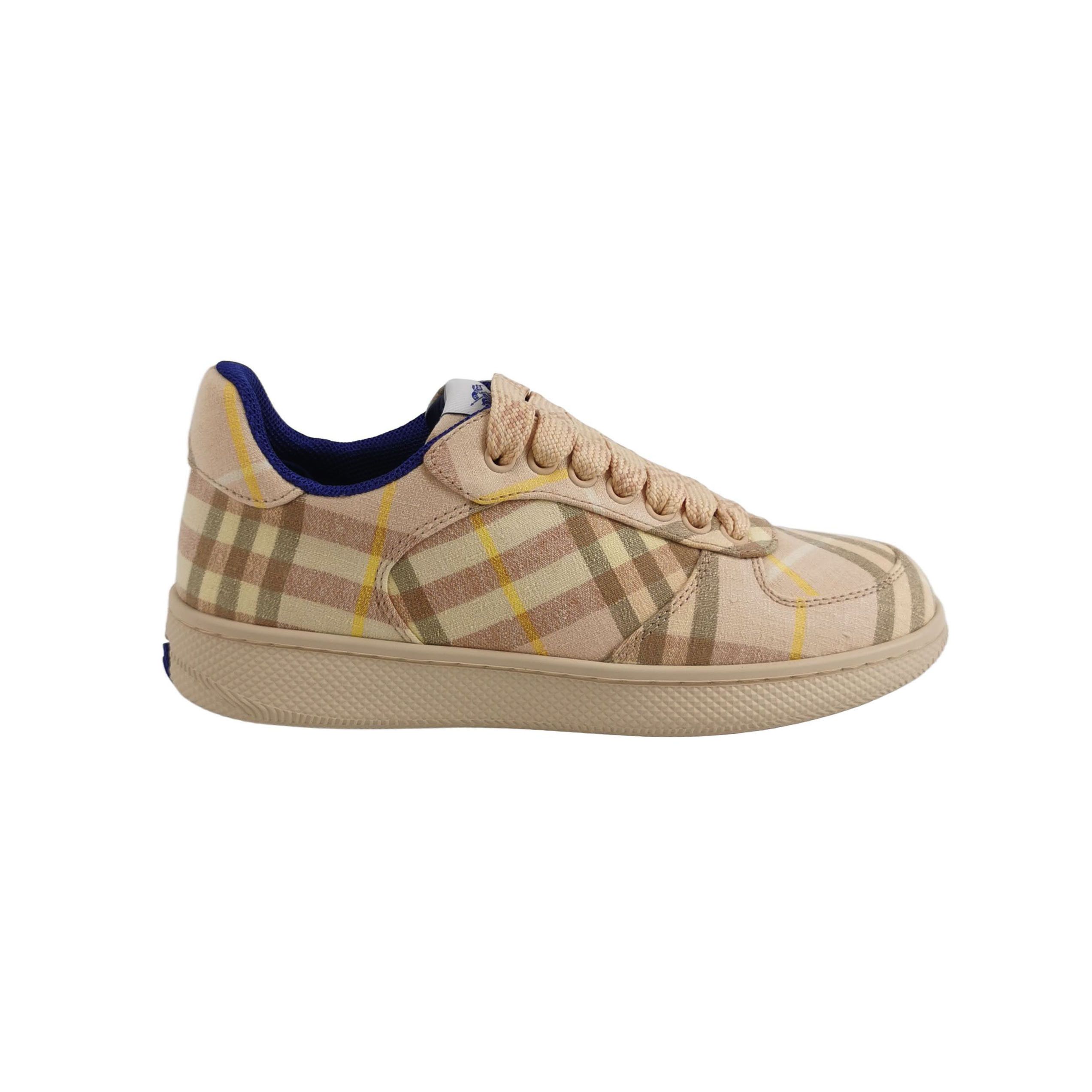 Burberry Burberry Women 5 Lowtop Sneakers Size US 5 / IT 35 - 1 Thumbnail