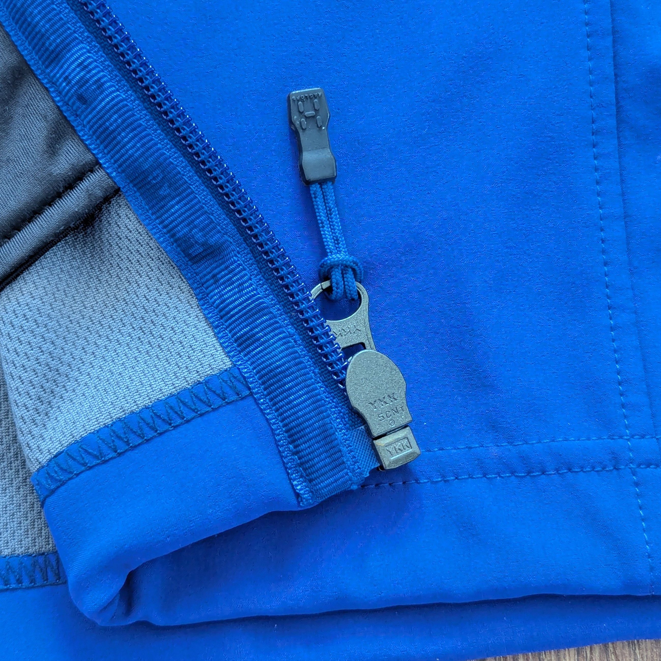 Haglofs Haglofs Bioga Shell Jacket Size L Outdoor Trekking Sportwear Size US L / EU 52-54 / 3 - 9 Thumbnail