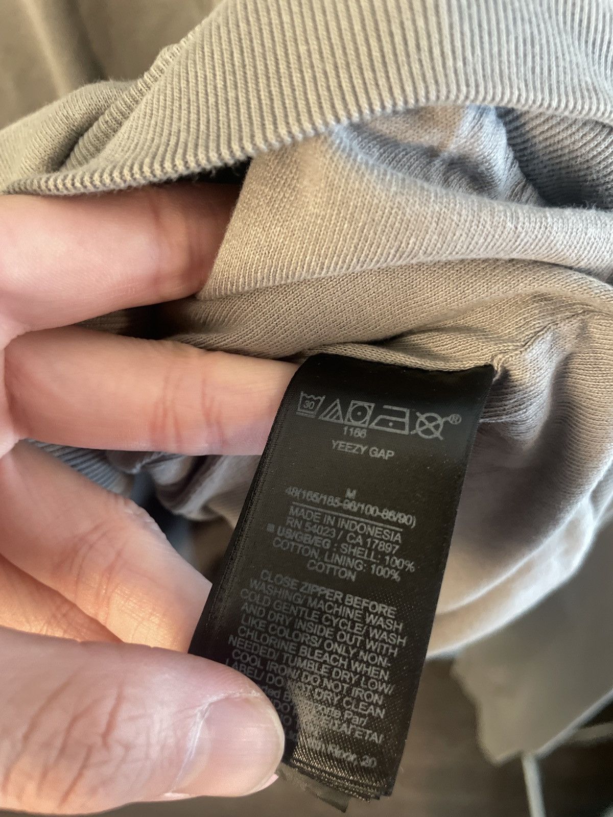Gap × Yeezy Yeezy Gap Grey Zip Hoodie Size US M / EU 48-50 / 2 - 4 Thumbnail
