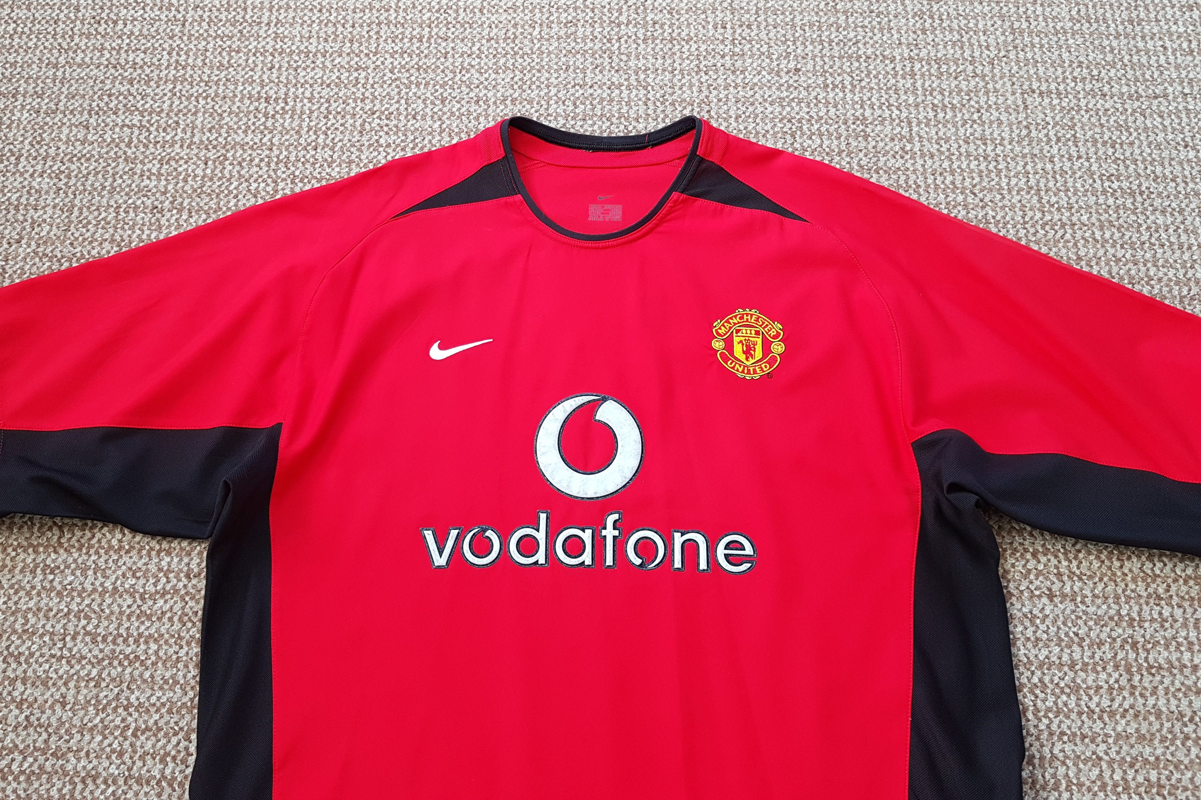 Nike MANCHESTER UNITED 2002 2004 NIKE HOME JERSEY SOCCER VODAFONE Size US XL / EU 56 / 4 - 2 Thumbnail