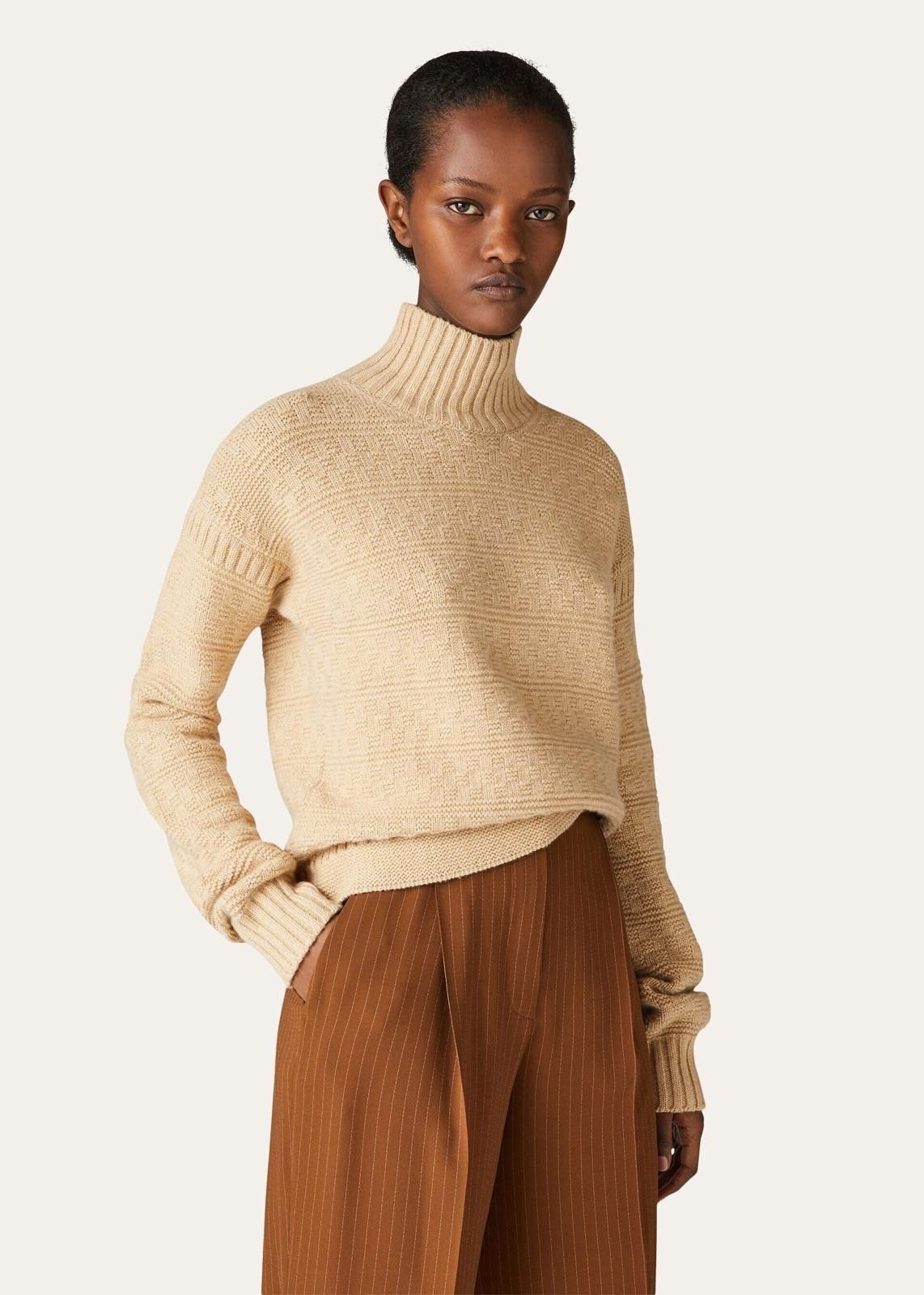 Loro Piana o1srvl11e0824 New Plymouth Turtleneck Sweater in Ivory Size L / US 10 / IT 46 - 2 Thumbnail