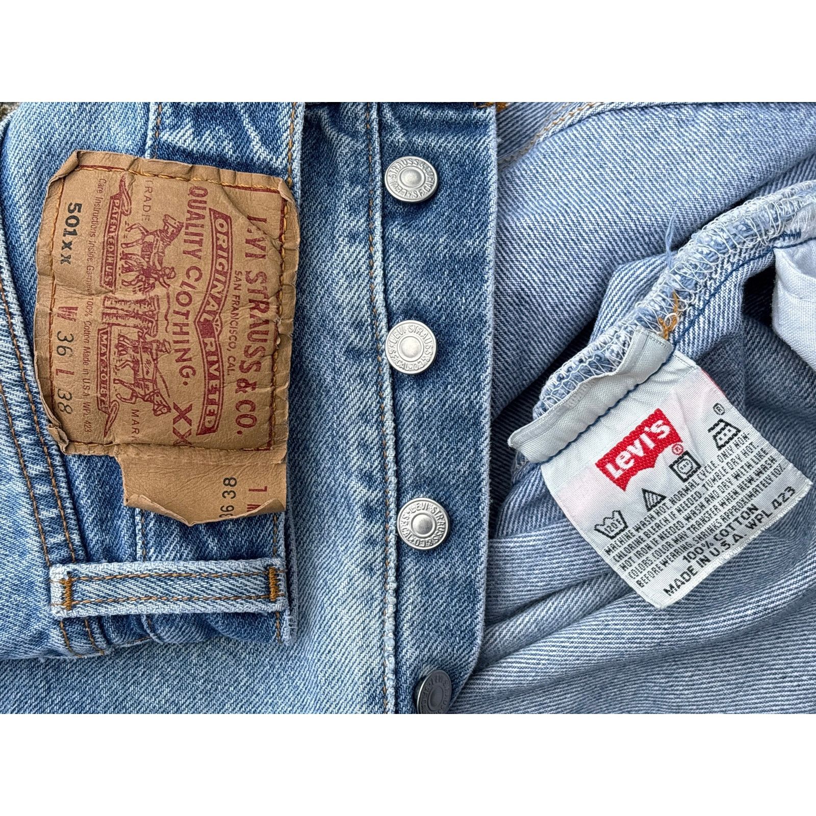 Vintage 95 Levi’s 1501 0117 XX button fly 36x38(32x35) USA