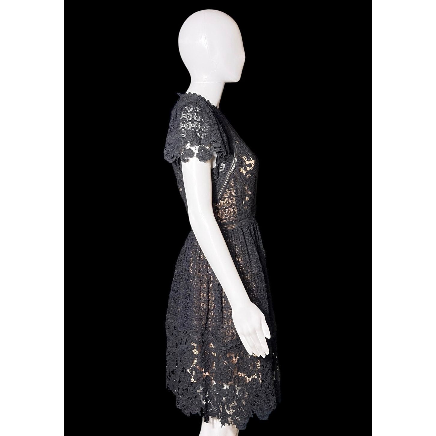 Rebecca Taylor Y2K Rebecca Taylor Eyelet Lace Pattern Knee-Length Dress Size XS / US 0-2 / IT 36-38 - 4 Thumbnail