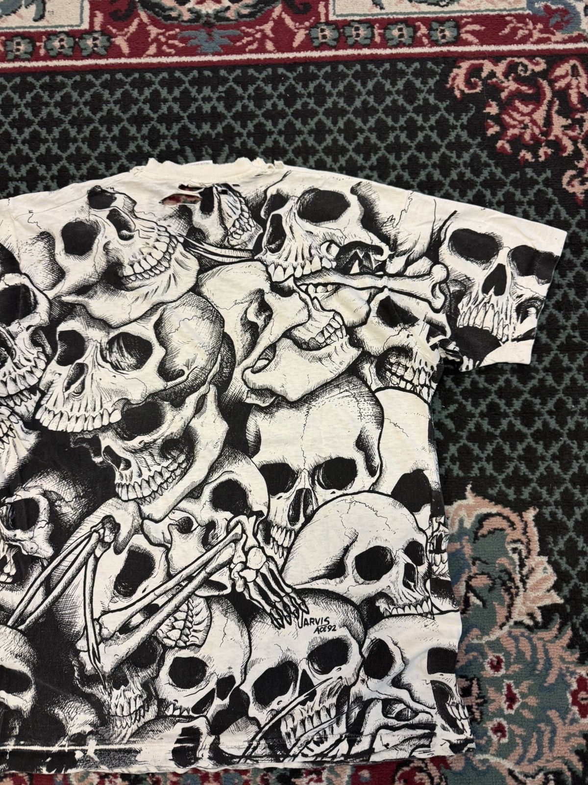 Vintage Vintsge AOP Skull Jarvis Ace 1992 Original Rare grunge shirt Size US L / EU 52-54 / 3 - 5 Thumbnail