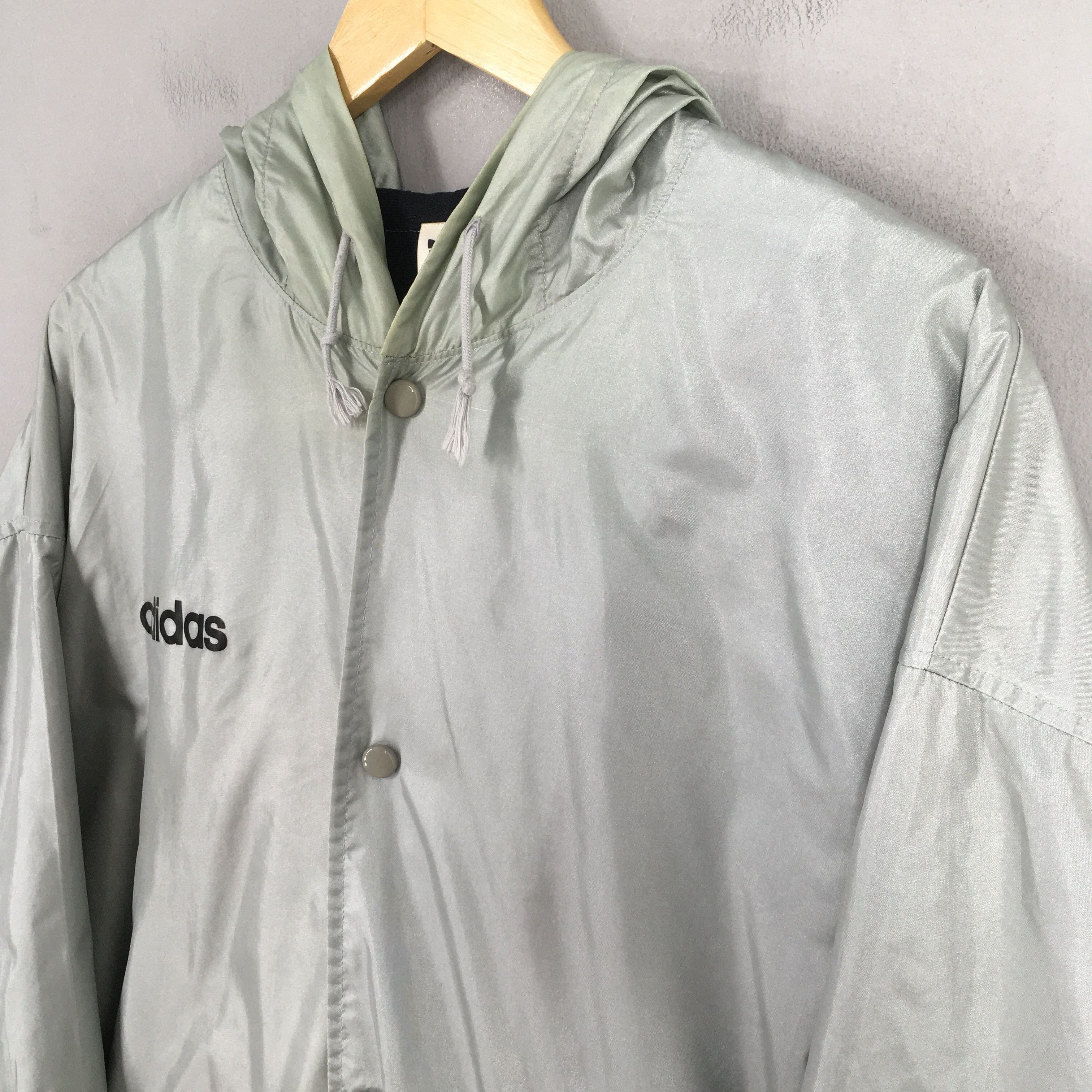 Adidas Vintage Adidas Trefoil Windbreaker Jacket Hoodie Large Size US L / EU 52-54 / 3 - 5 Thumbnail