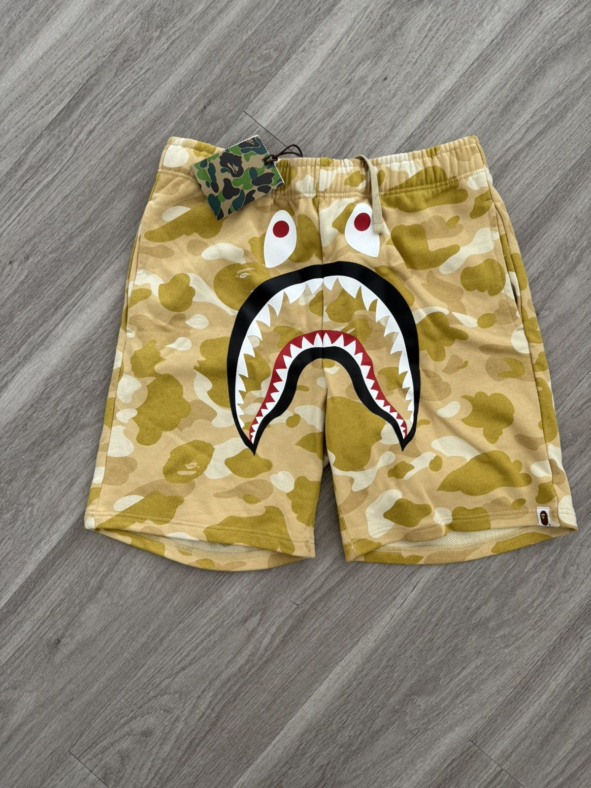 Bape Bape yellow camo shark shorts Size US 30 / EU 46 - 1 Thumbnail