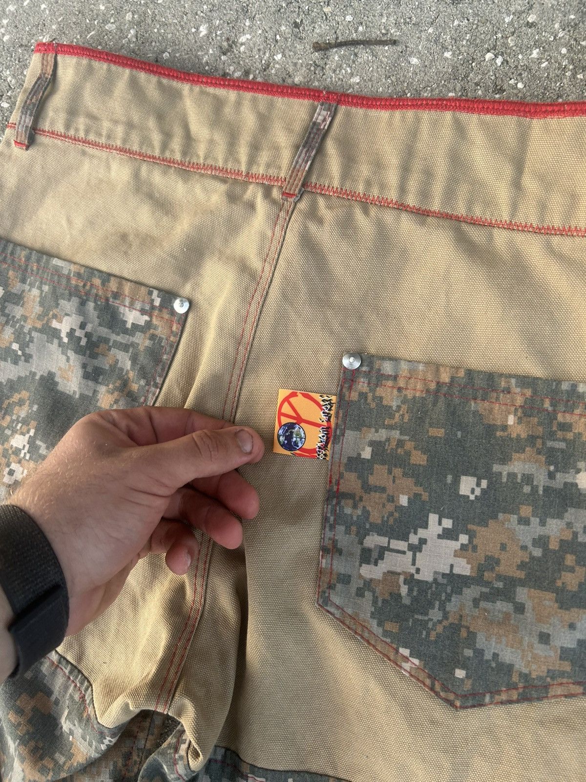 Other 1/1 Your World 10 pocket tactical baggy cargo work shorts Size US 34 / EU 50 - 7 Thumbnail