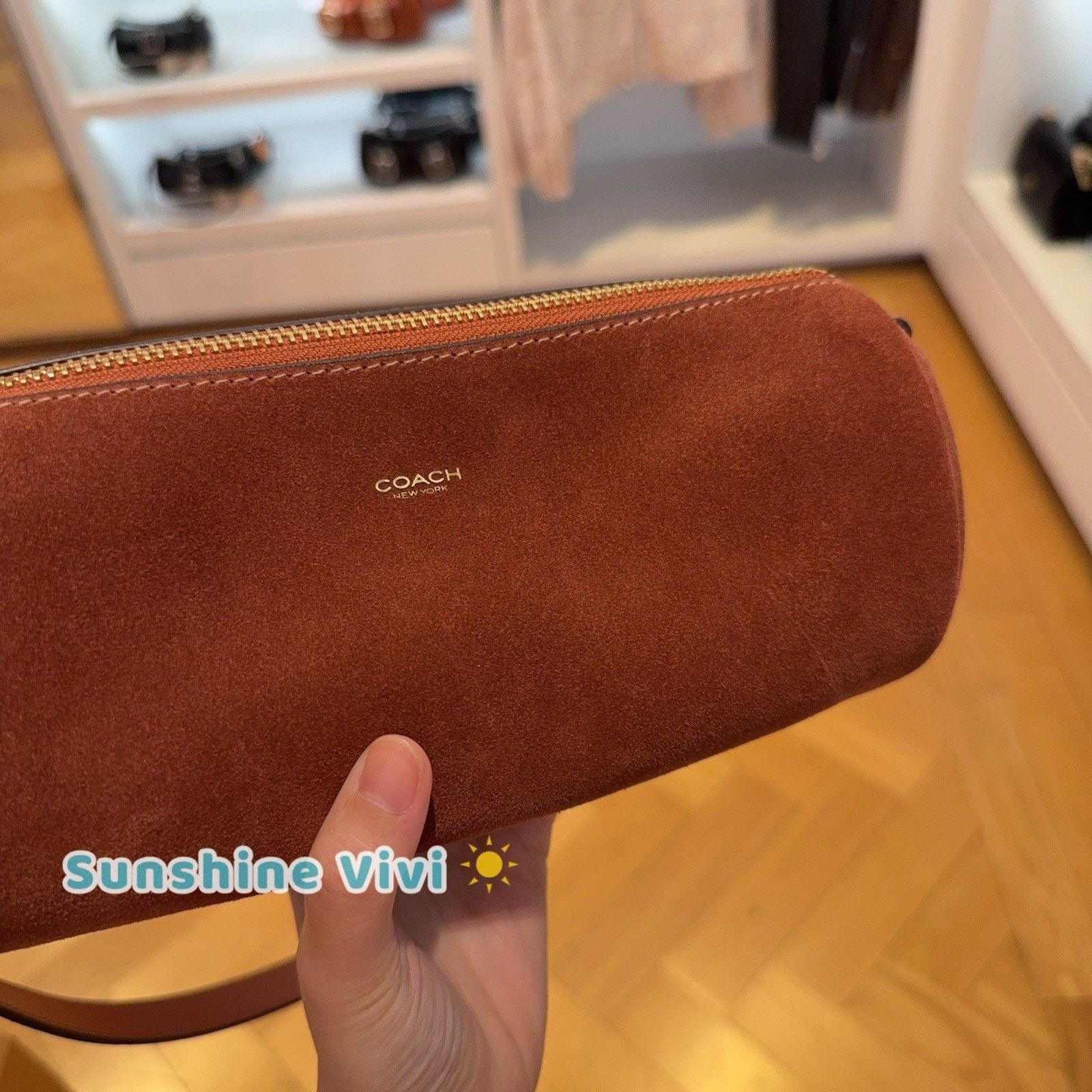 Coach NWT Coach Small Barrel Bag Clay Suede leather CDY81 Size ONE SIZE - 2 Thumbnail