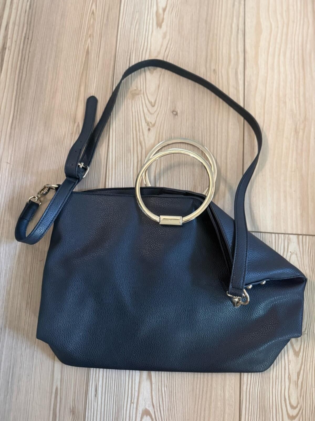 Other JustFab Black Hobo Bag with Gold Ring Handles Size ONE SIZE - 1 Thumbnail