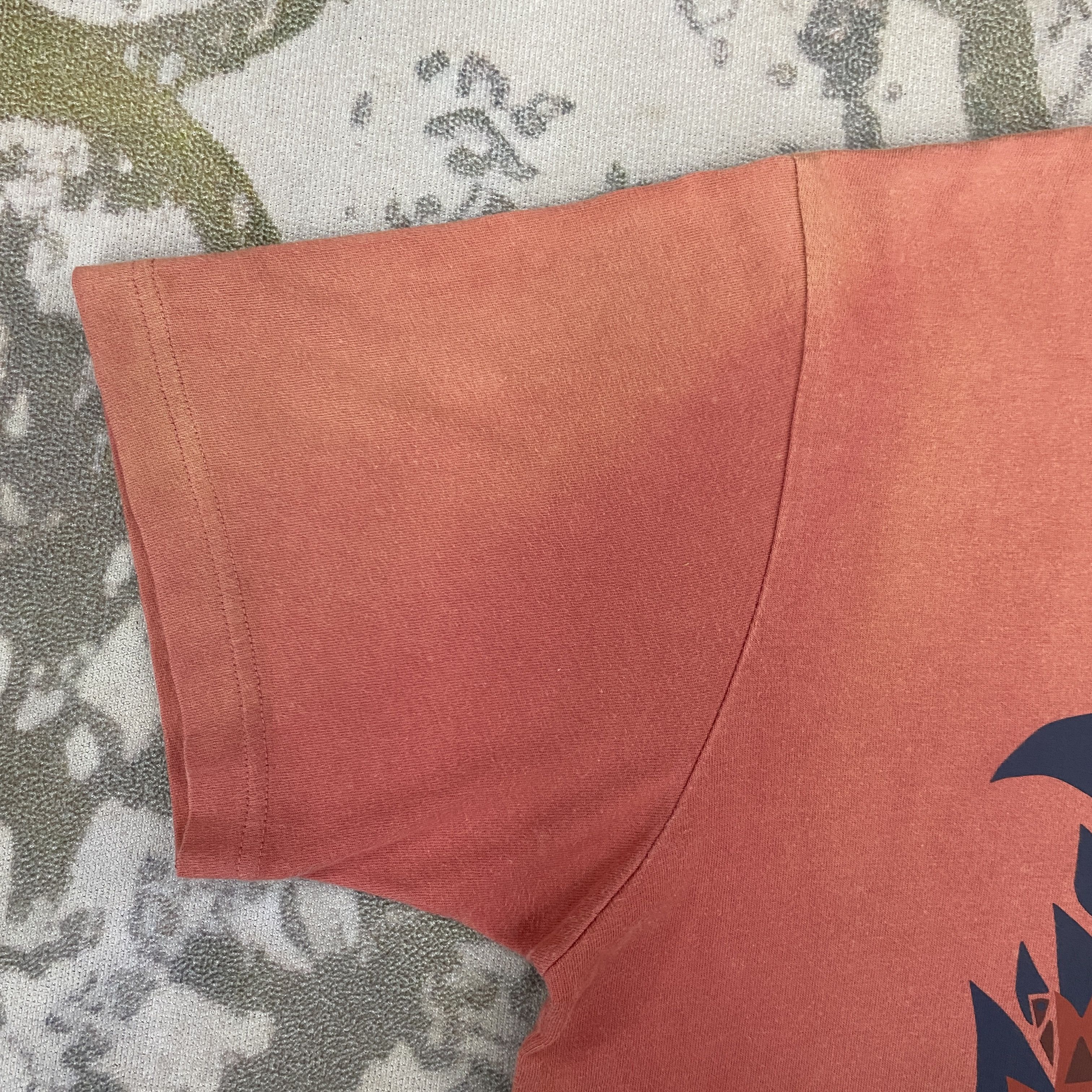 Anime Uniqlo Rathalos Tshirt - J038 Size US M / EU 48-50 / 2 - 7 Thumbnail