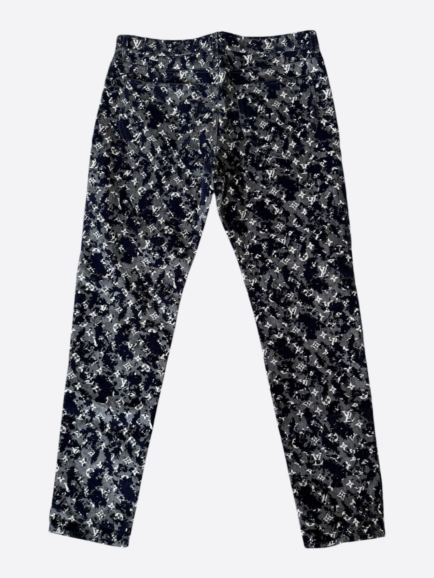 Louis Vuitton Louis Vuitton Grey Flocked Monogram Jeans Size US 30 / EU 46 - 2 Thumbnail