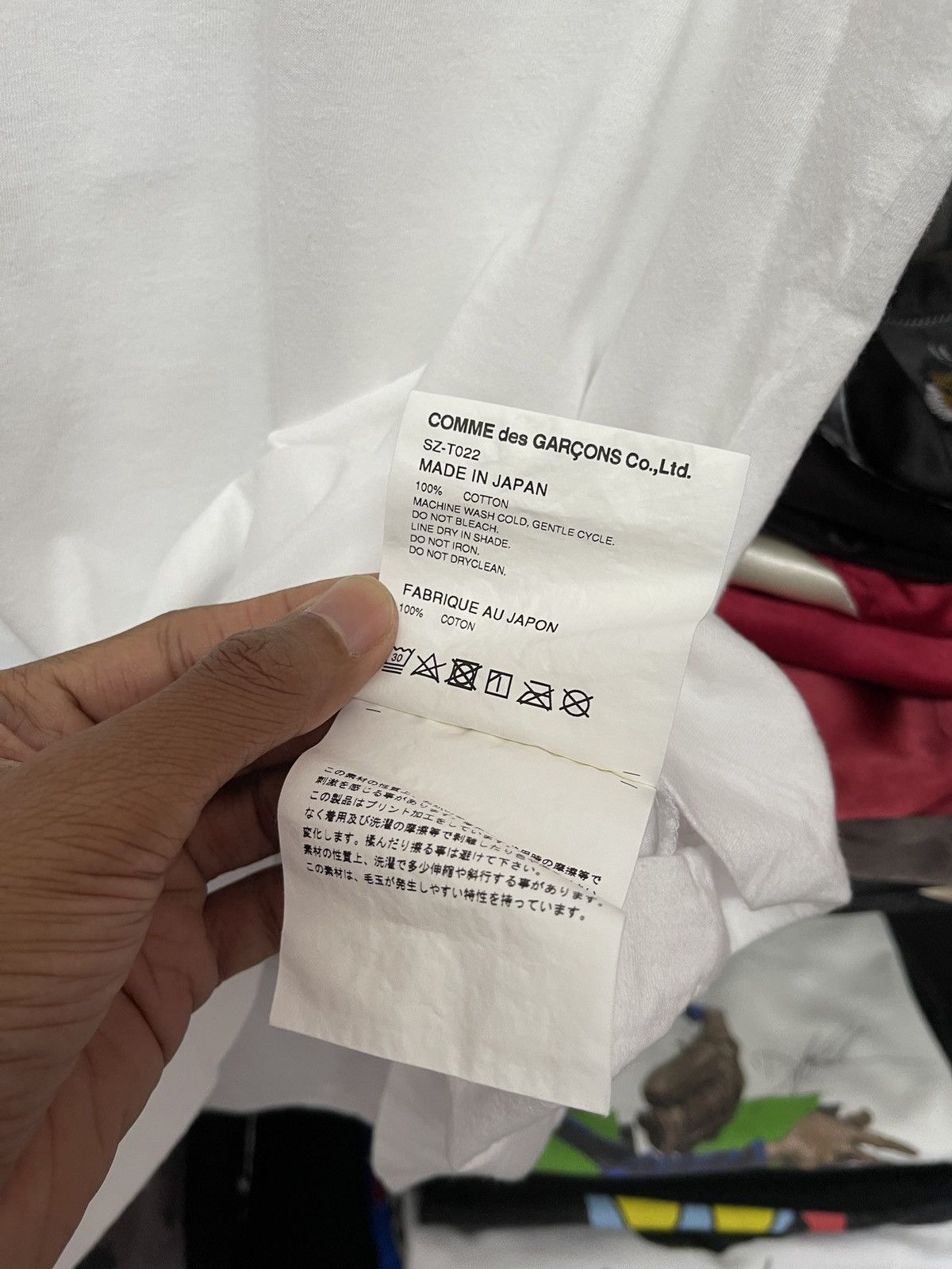CDG by Comme des Garcons CDG CDG CDG by Comme des Garcons reverse print Tee Size US XL / EU 56 / 4 - 9 Thumbnail