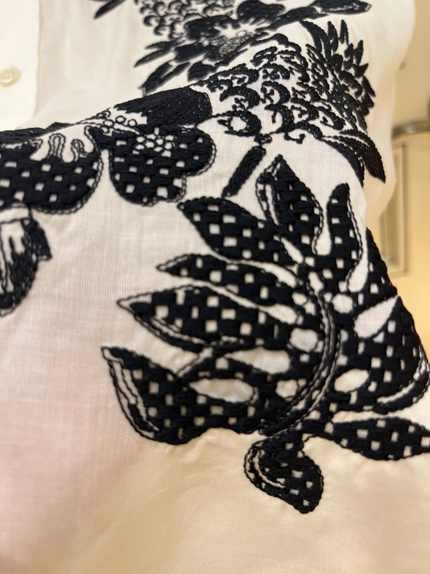 Saint Laurent Paris Saint Laurent SLP Classic Embroidery Shirt Size US M / EU 48-50 / 2 - 4 Thumbnail