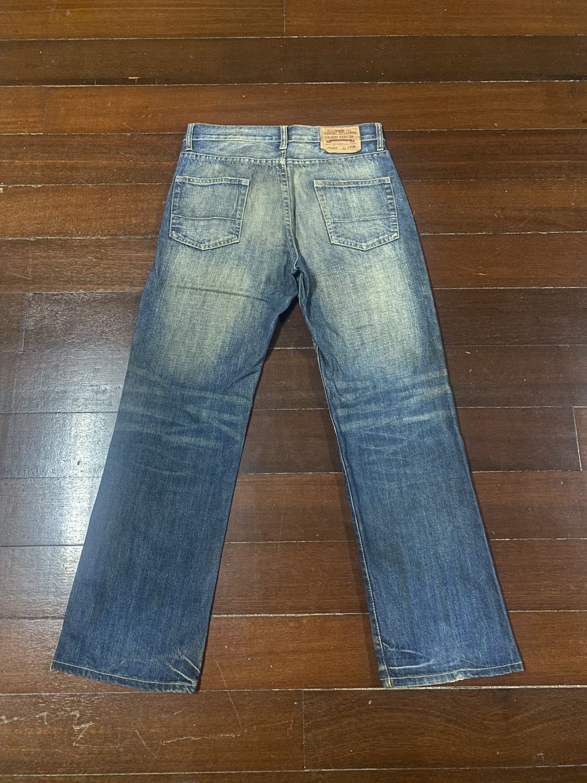 Abercrombie & Fitch Vintage Abercrombie Blue Wash Distressed mud wash lowrise Size US 33 - 9 Thumbnail