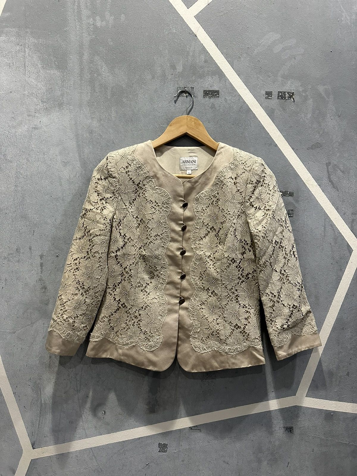 Armani Collezioni × Giorgio Armani Armani Collezioni Blouse Made In Italy Size S / US 4 / IT 40 - 1 Thumbnail