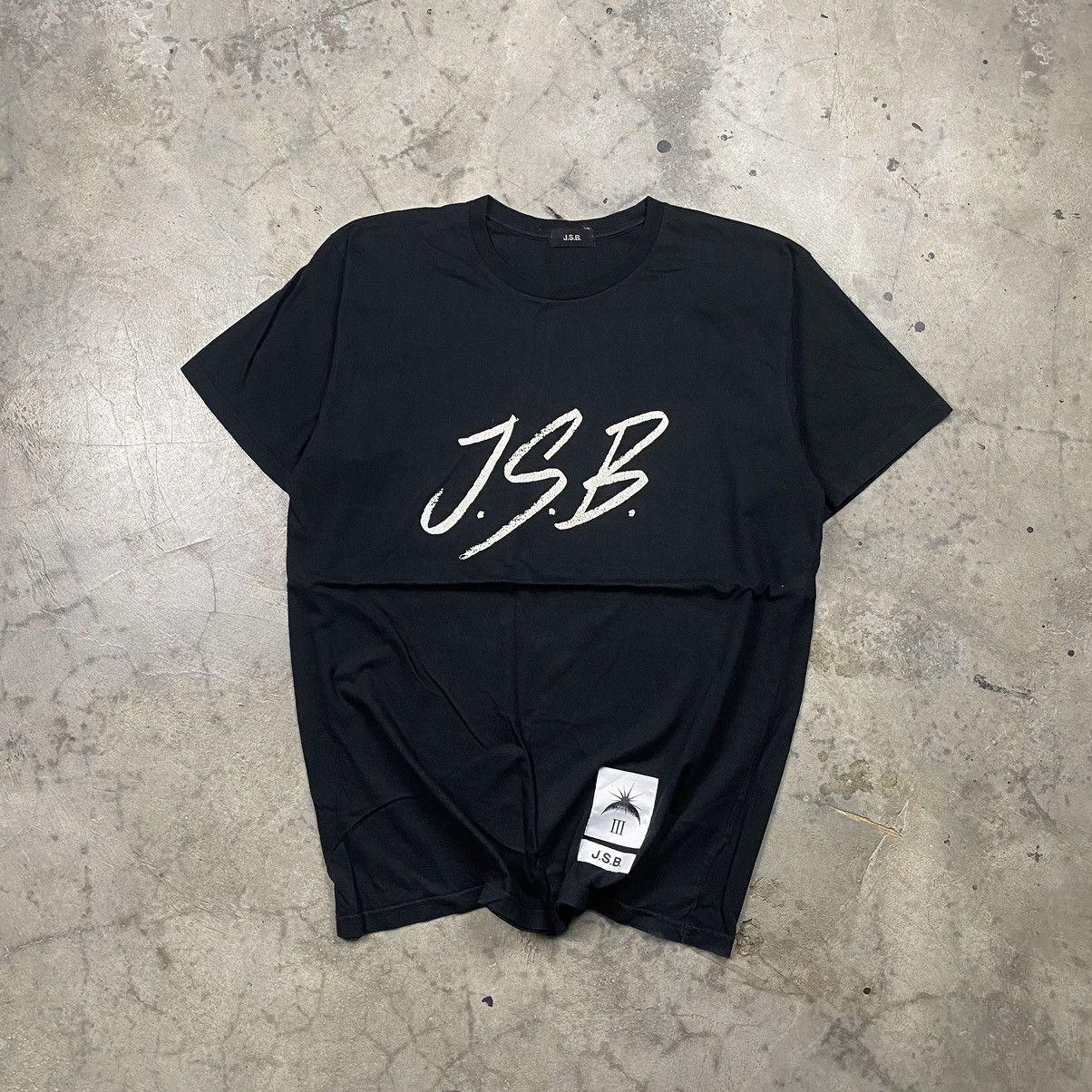 Designer × Japanese Brand JSB Japanese Streetwear Big Logo Tee Size US L / EU 52-54 / 3 - 1 Thumbnail