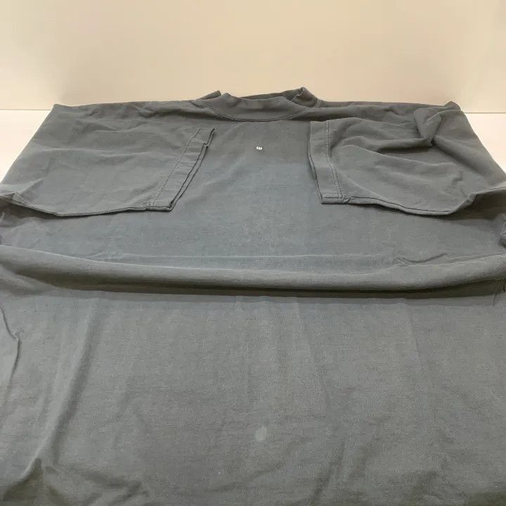 Balenciaga Balenciaga YEEZY x Gap x Balenciaga 3/4 Sleeve Tee -2507 Size US M / EU 48-50 / 2 - 3 Thumbnail