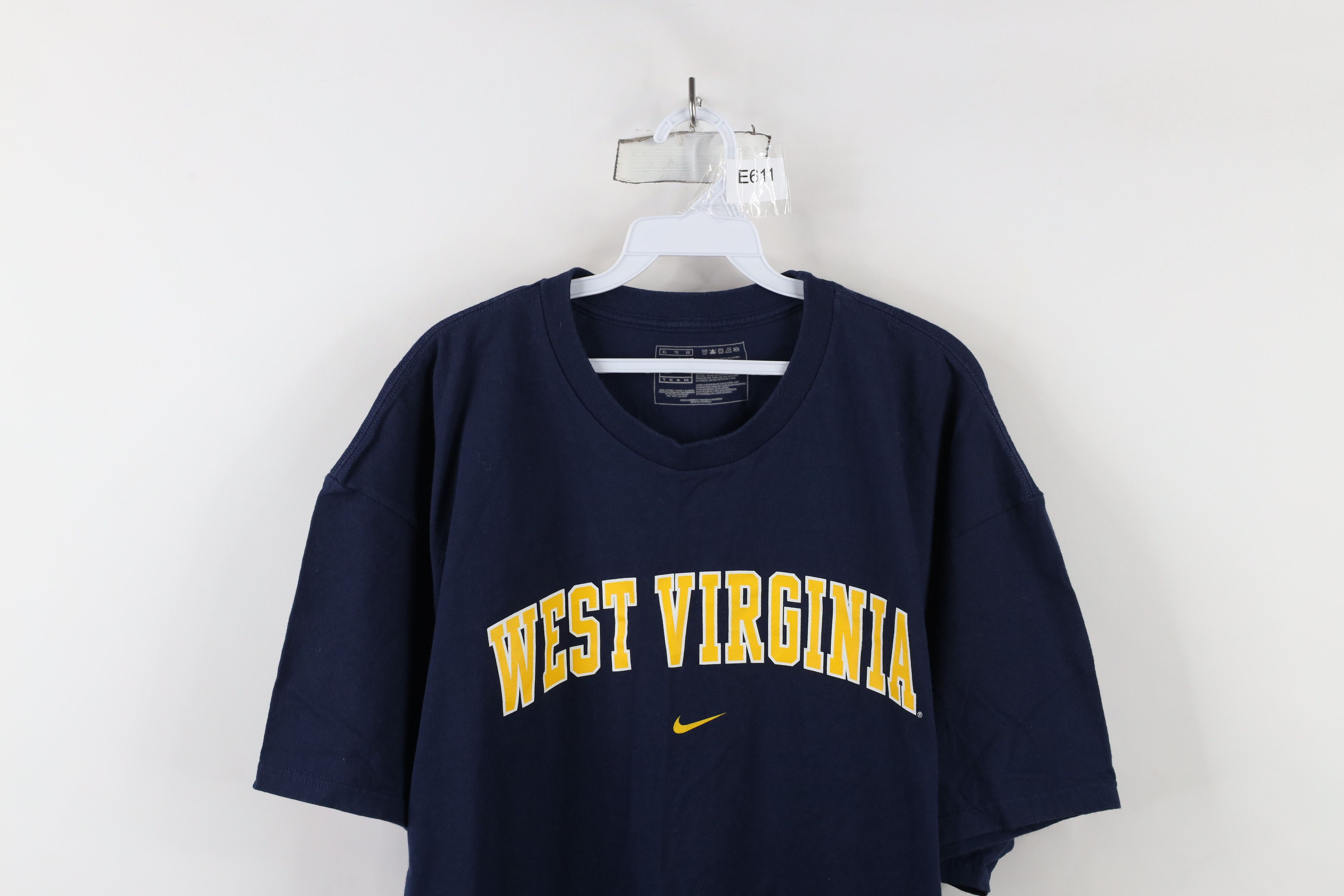 Nike × Vintage Vintage Nike Center Swoosh West Virginia University T-Shirt Size US XL / EU 56 / 4 - 2 Thumbnail