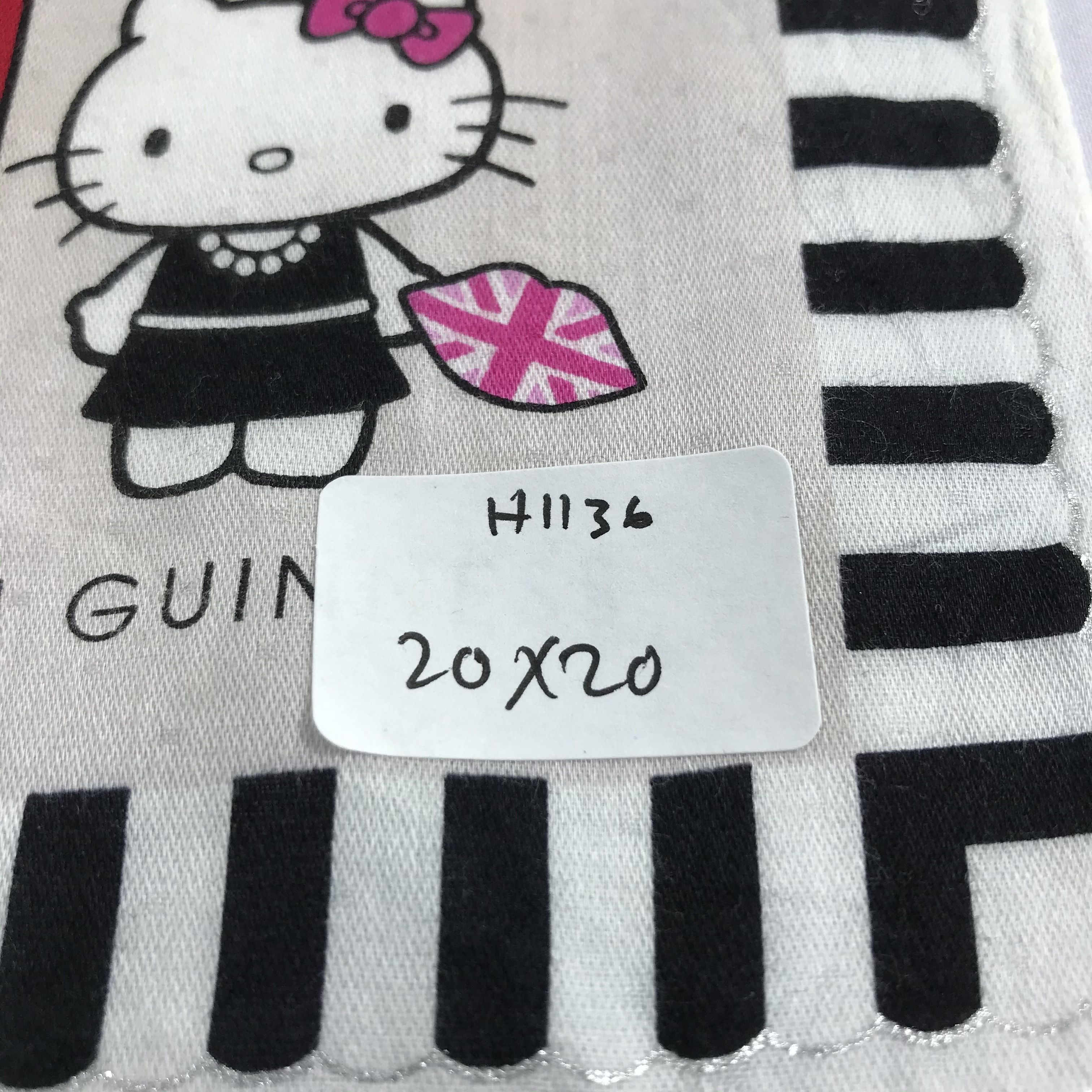 Japanese Brand Hello Kitty X Lulu Guinness Handkerchief Bandana H1136 Size ONE SIZE - 6 Thumbnail
