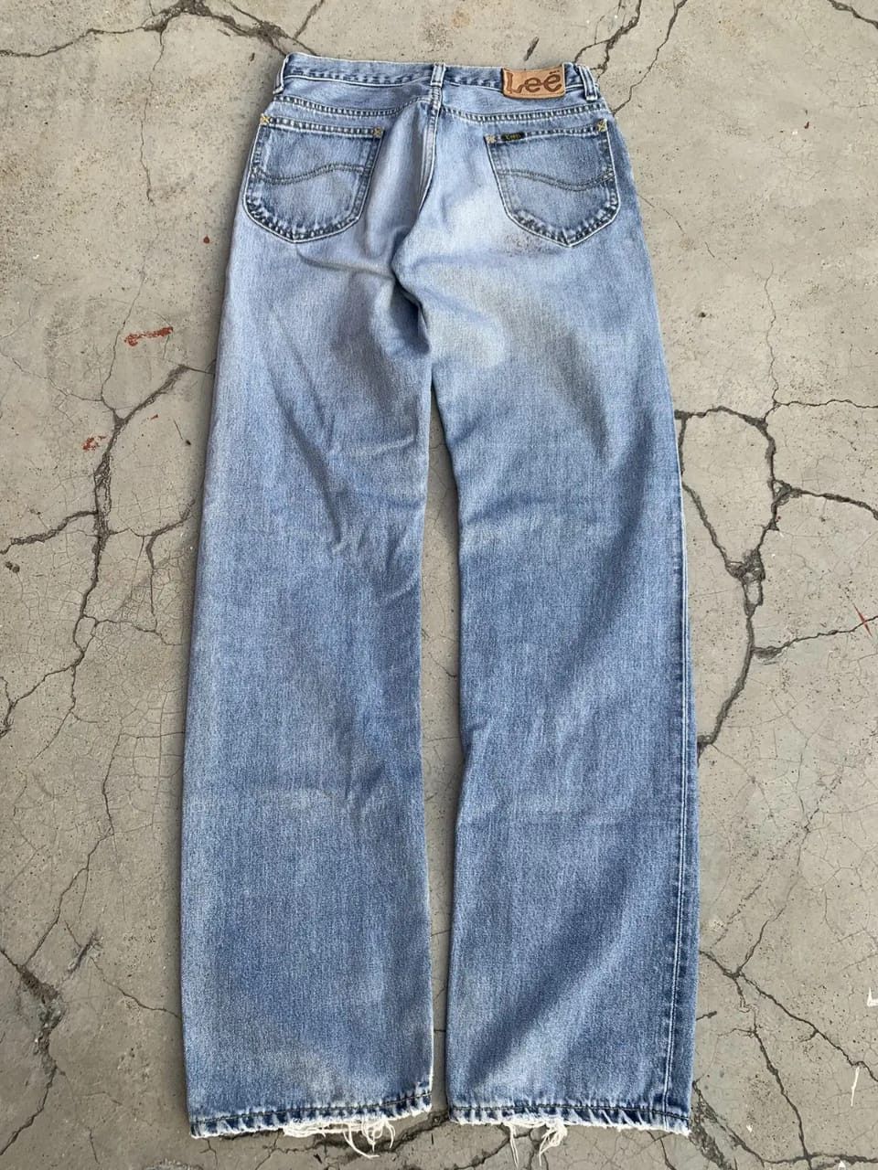 Lee Distressed vintage LEE RIDER faded blue. Size US 28 / EU 44 - 2 Thumbnail