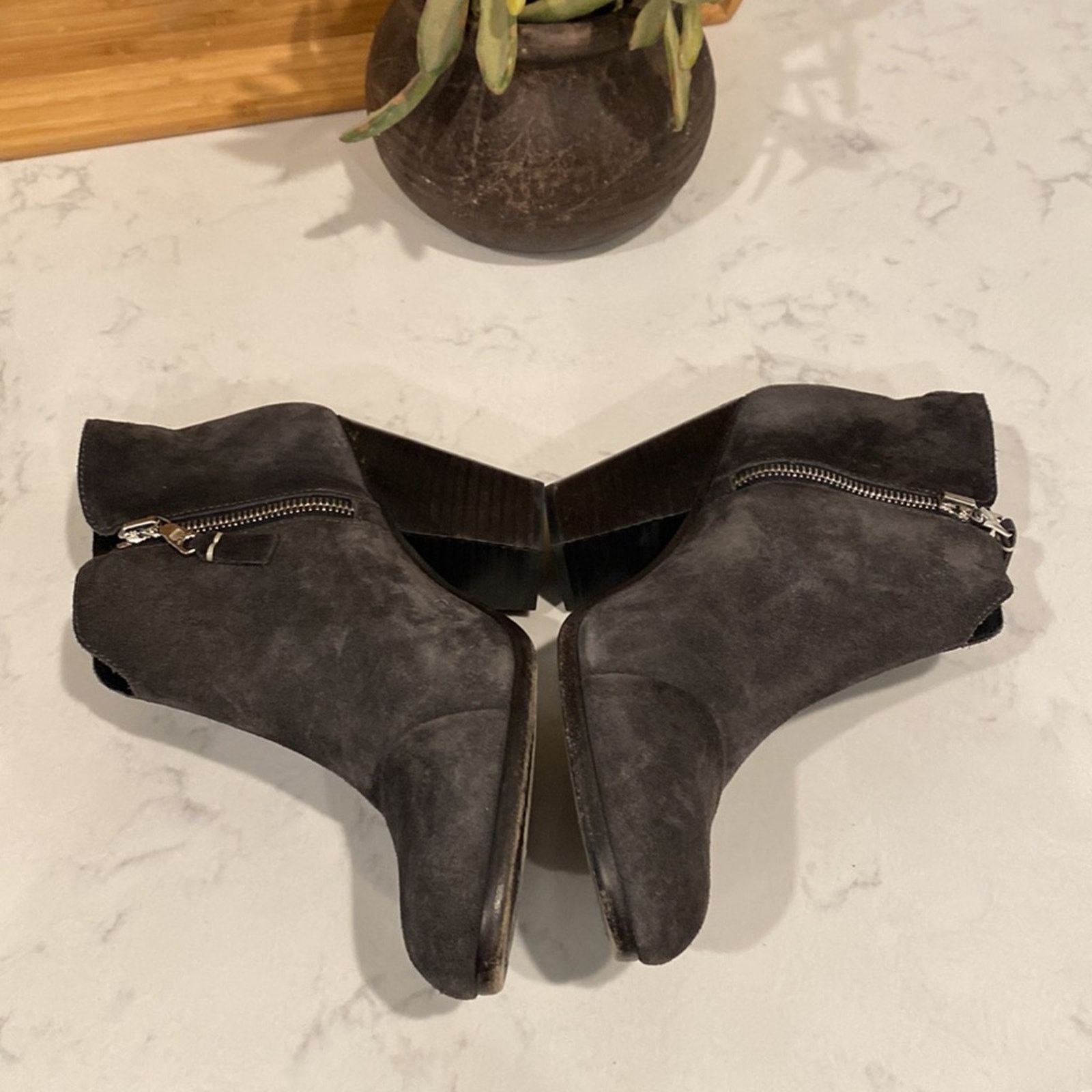 Rag & Bone Rag & Bone Margot Suede Ankle Boots silver zipper accents 9 Size US 9 / IT 39 - 8 Thumbnail