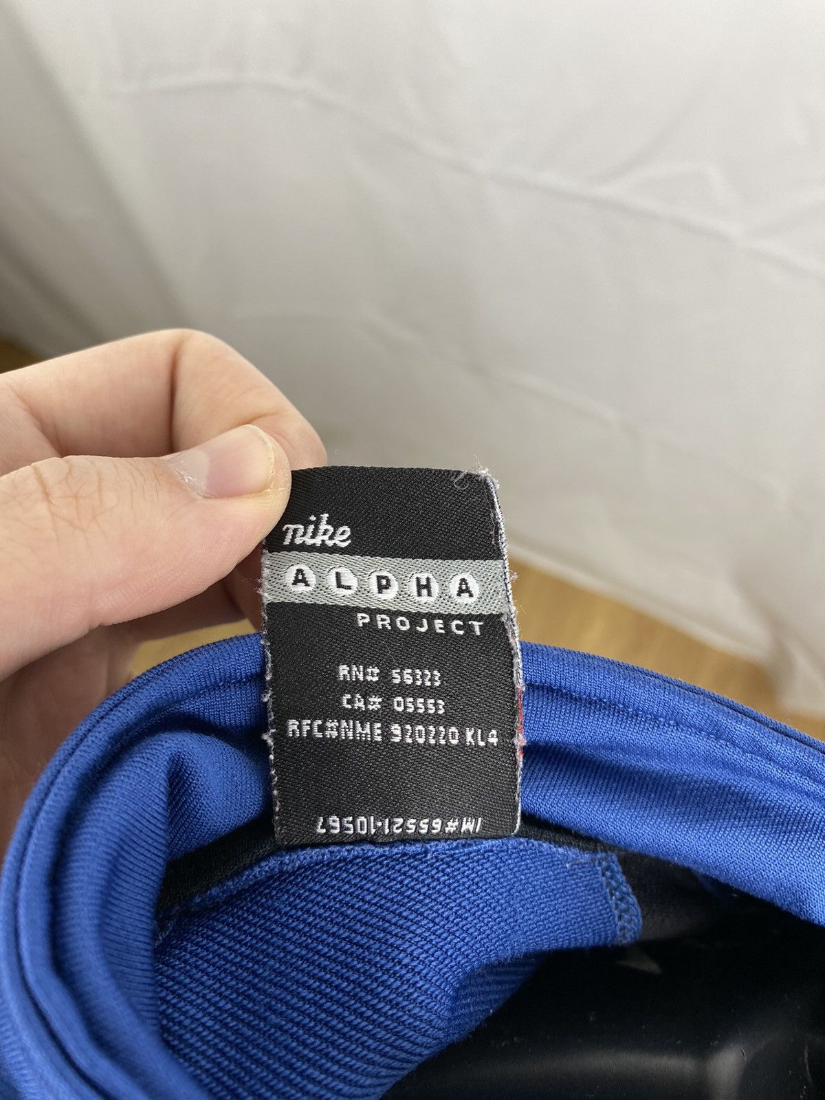 Nike Vintage Nike Alpha Project Compression Longsleeve Swoosh M Size US M / EU 48-50 / 2 - 10 Thumbnail