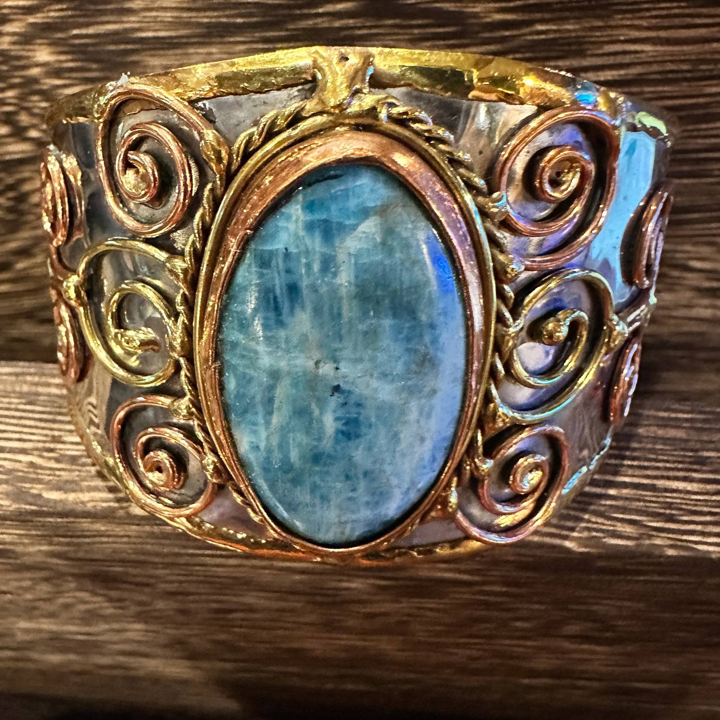 Other Artisan-Made 2-inch Wide Cuff Bracelet with Apatite Stone an Size ONE SIZE - 1 Thumbnail