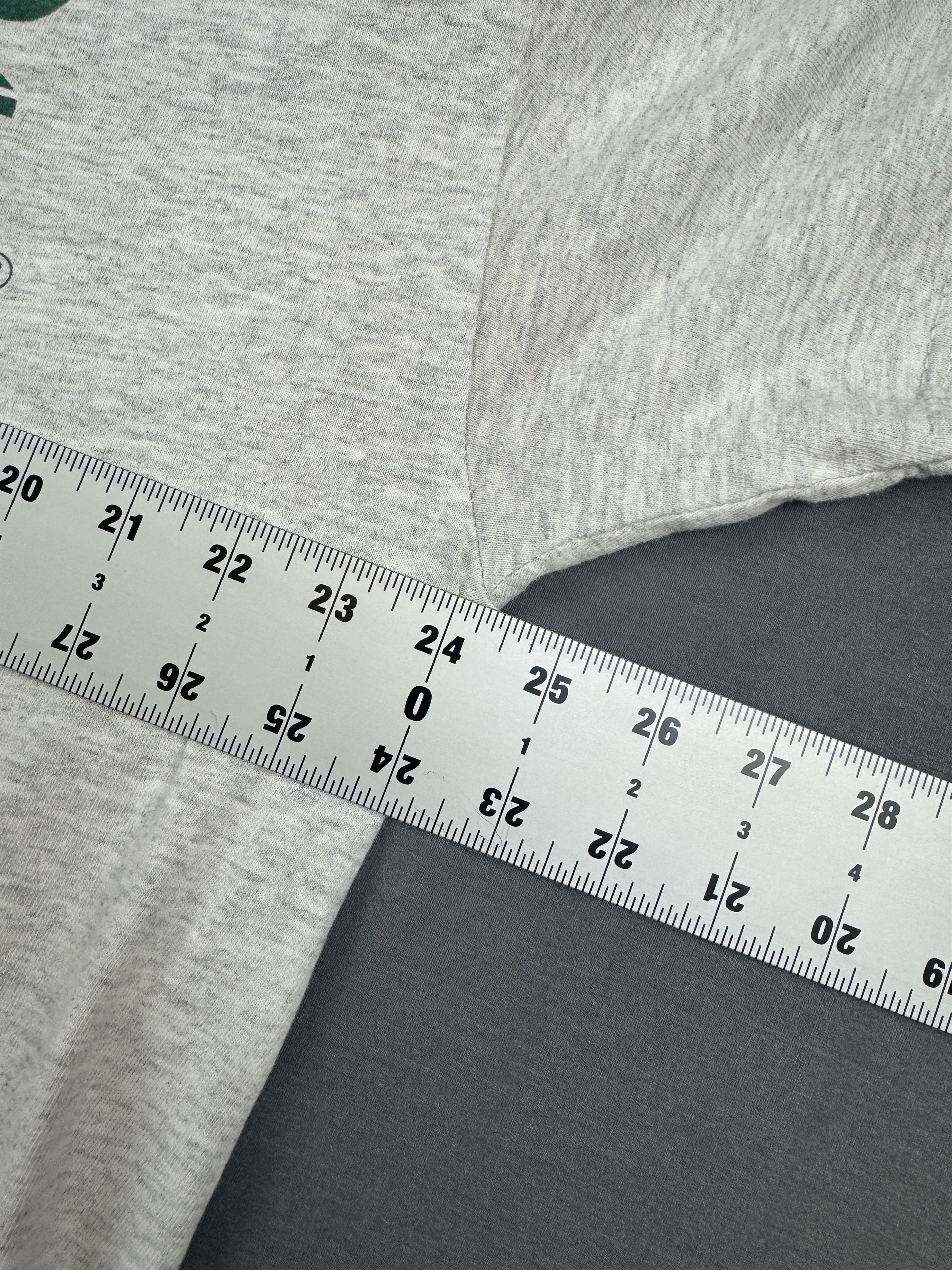 Delta Vintage Batteries Plus Delta Pro Weight T-Shirt Graphic Size US XL / EU 56 / 4 - 5 Thumbnail