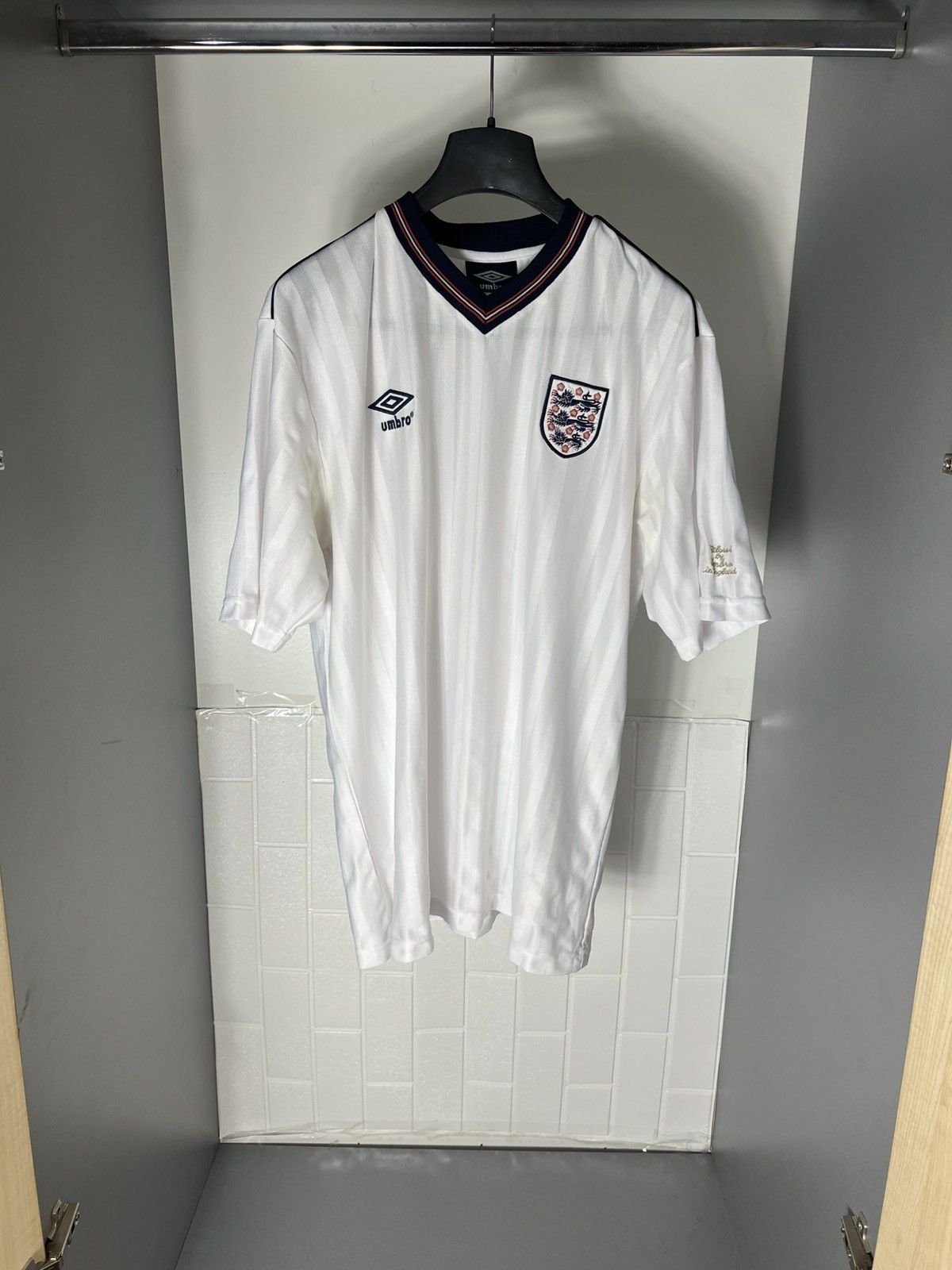 VERY RARE UMBRO ENGLAND RETRO SOCCER JERSEY MANCHESTER 90s
