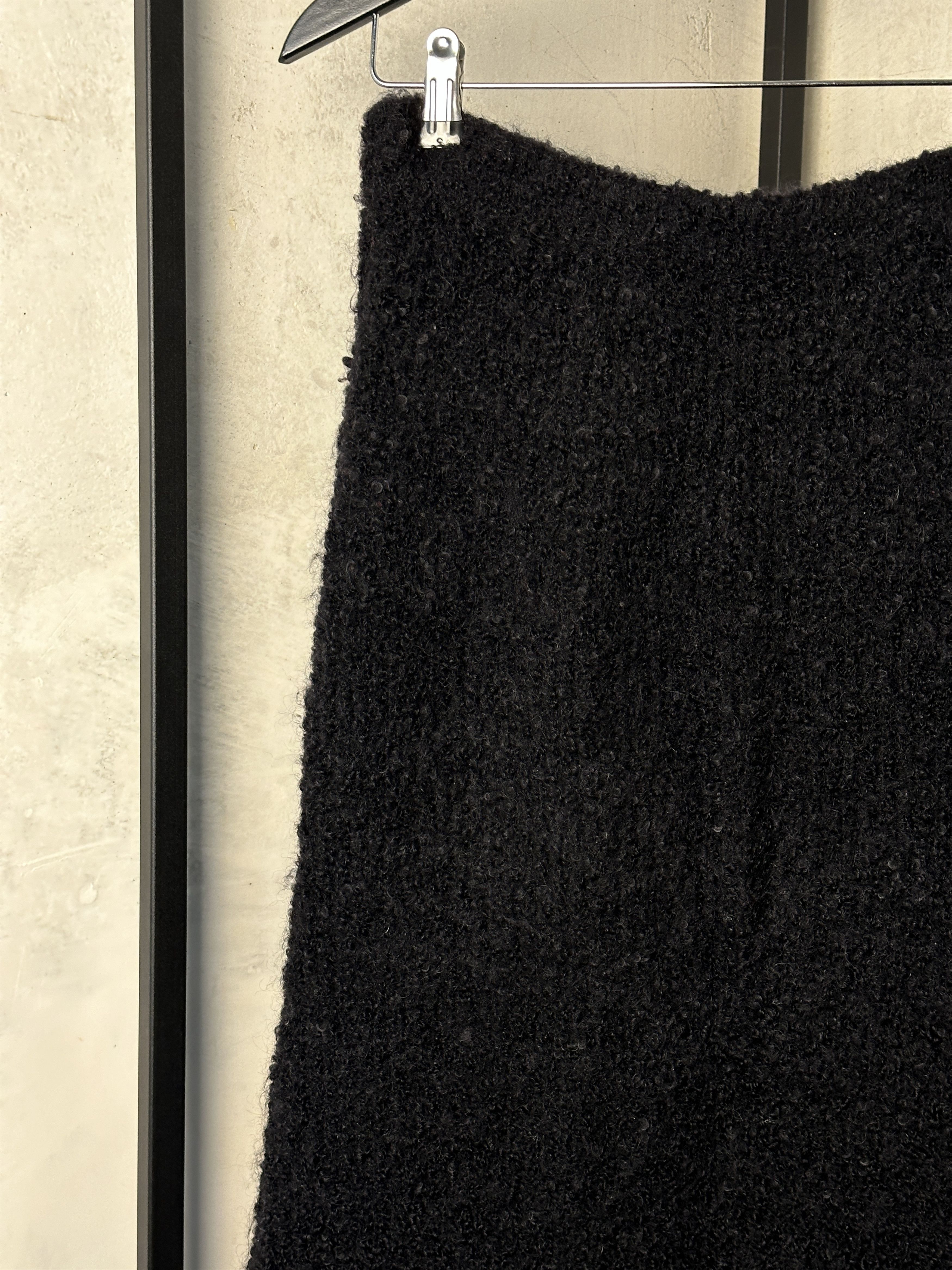 Toteme Toteme Black Boucle Nevis Midi Skirt Size 26" / US 2 / IT 38 - 10 Thumbnail