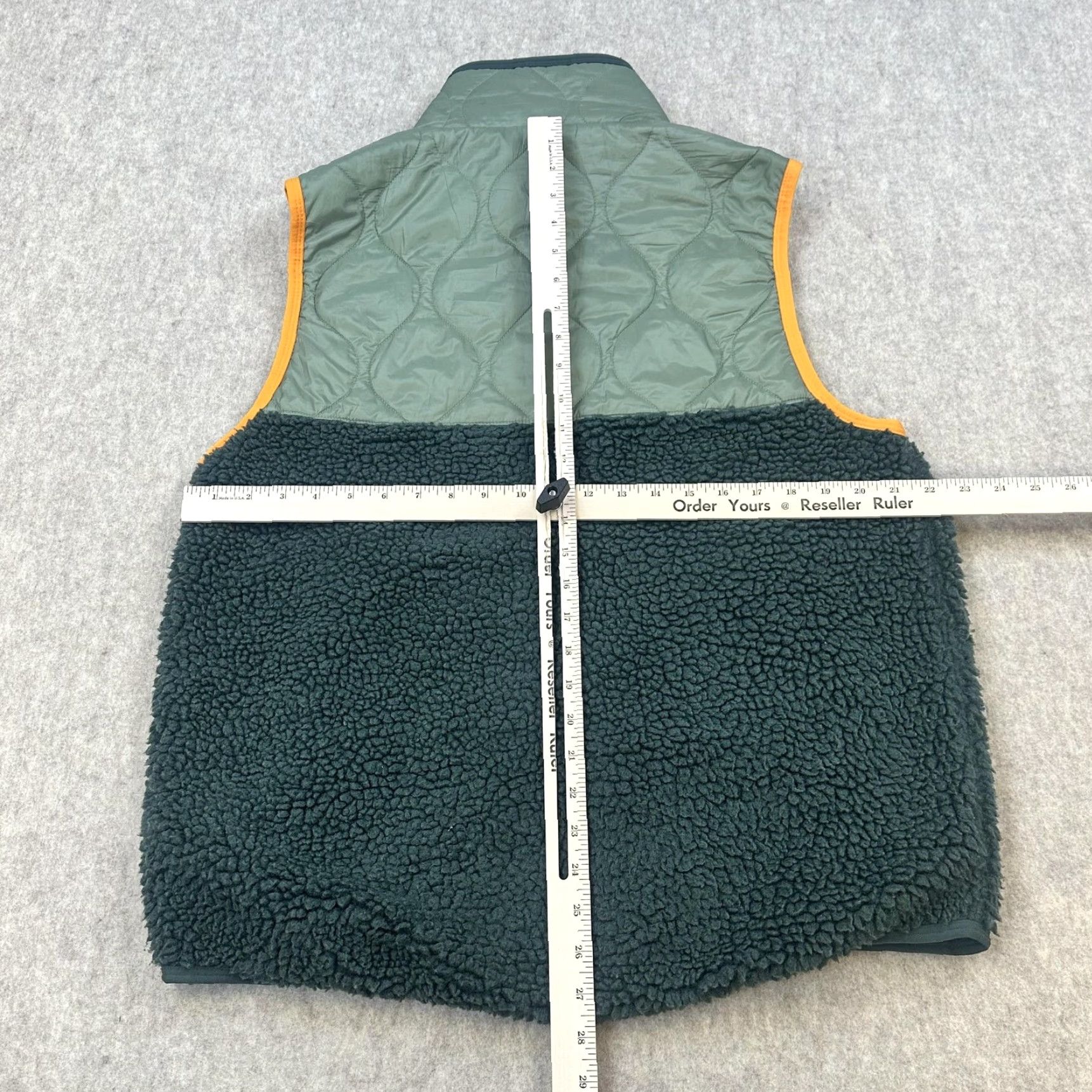 Nike Nike Hybrid Vest Mens M Sherpa Fleece Quilted Outdoor Zip Retro Green Size US M / EU 48-50 / 2 - 7 Thumbnail