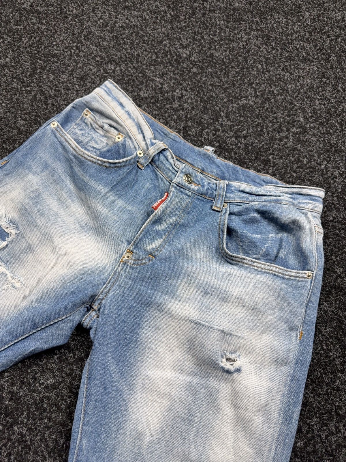 Dsquared2 Luxury 00s Dsquared2 Distressed Light Wash Straight Jeans Size US 32 / EU 48 - 5 Thumbnail