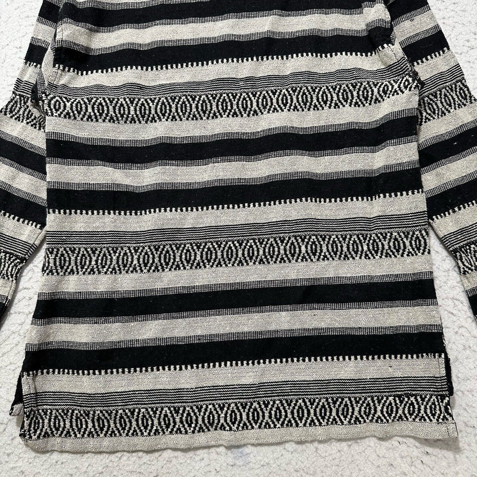 Forever 21 Forever 21 Medium Aztec Surf Knit Hoodie Poncho Sweater Size M / US 6-8 / IT 42-44 - 11 Thumbnail