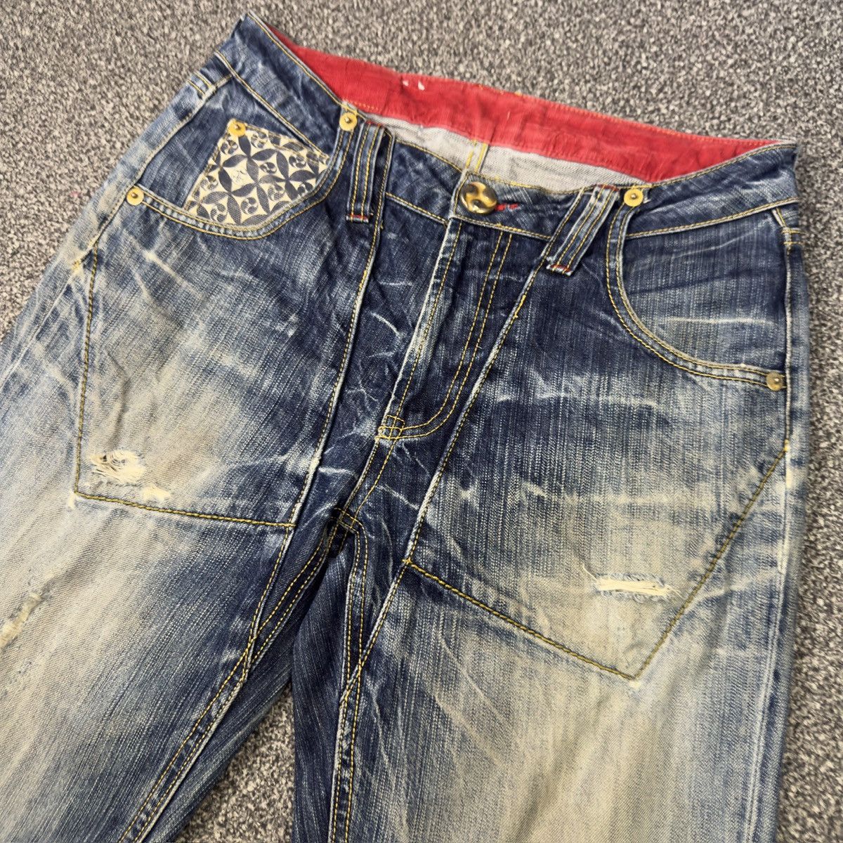 Japanese Brand 🔥🇯🇵 Osaka Big Train Boot Cut Distressed Denim Size US 32 / EU 48 - 4 Thumbnail