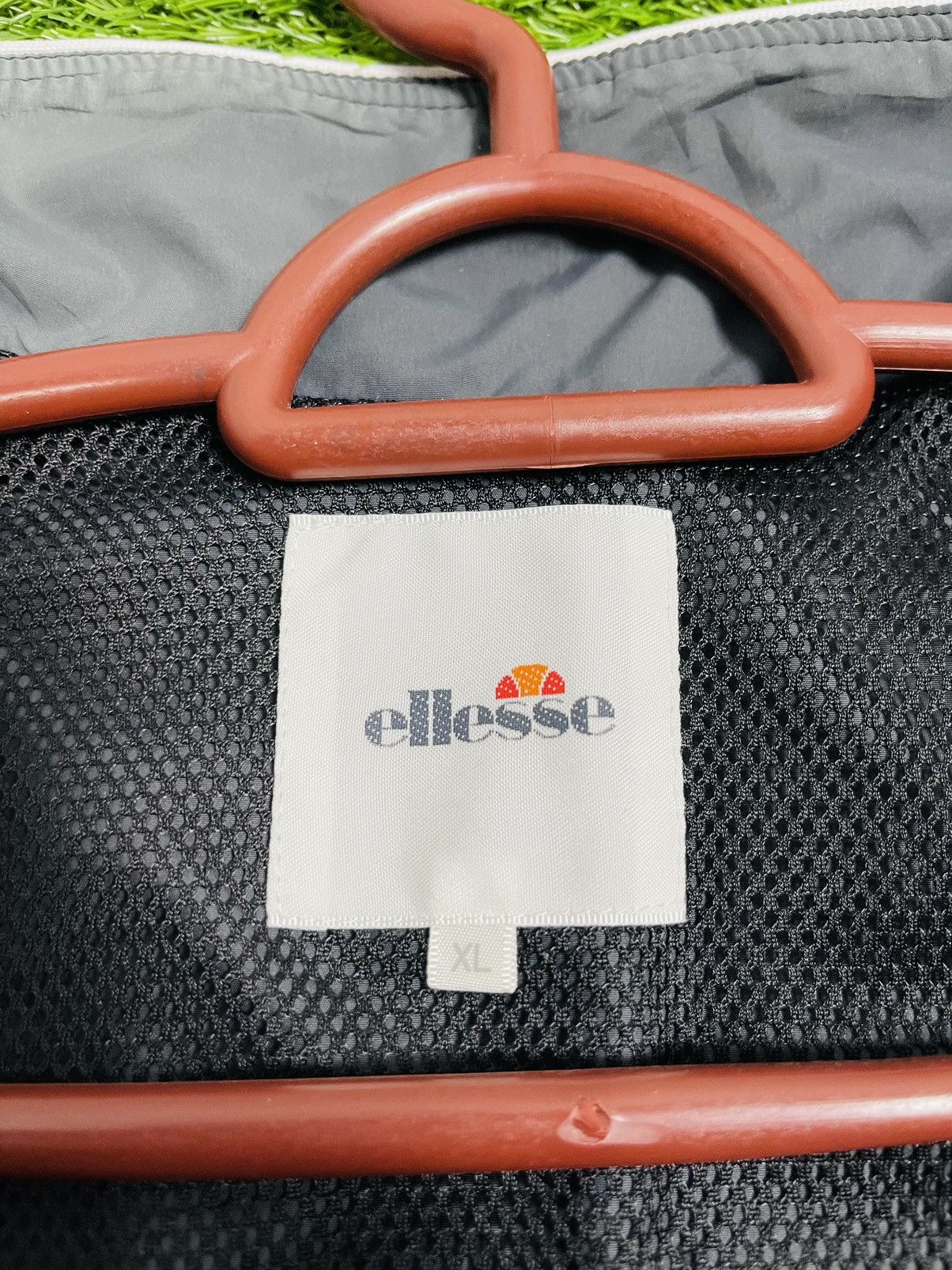 Ellesse × Vintage Vintage Ellesse Windbreaker Jacket (22) Size US M / EU 48-50 / 2 - 10 Thumbnail