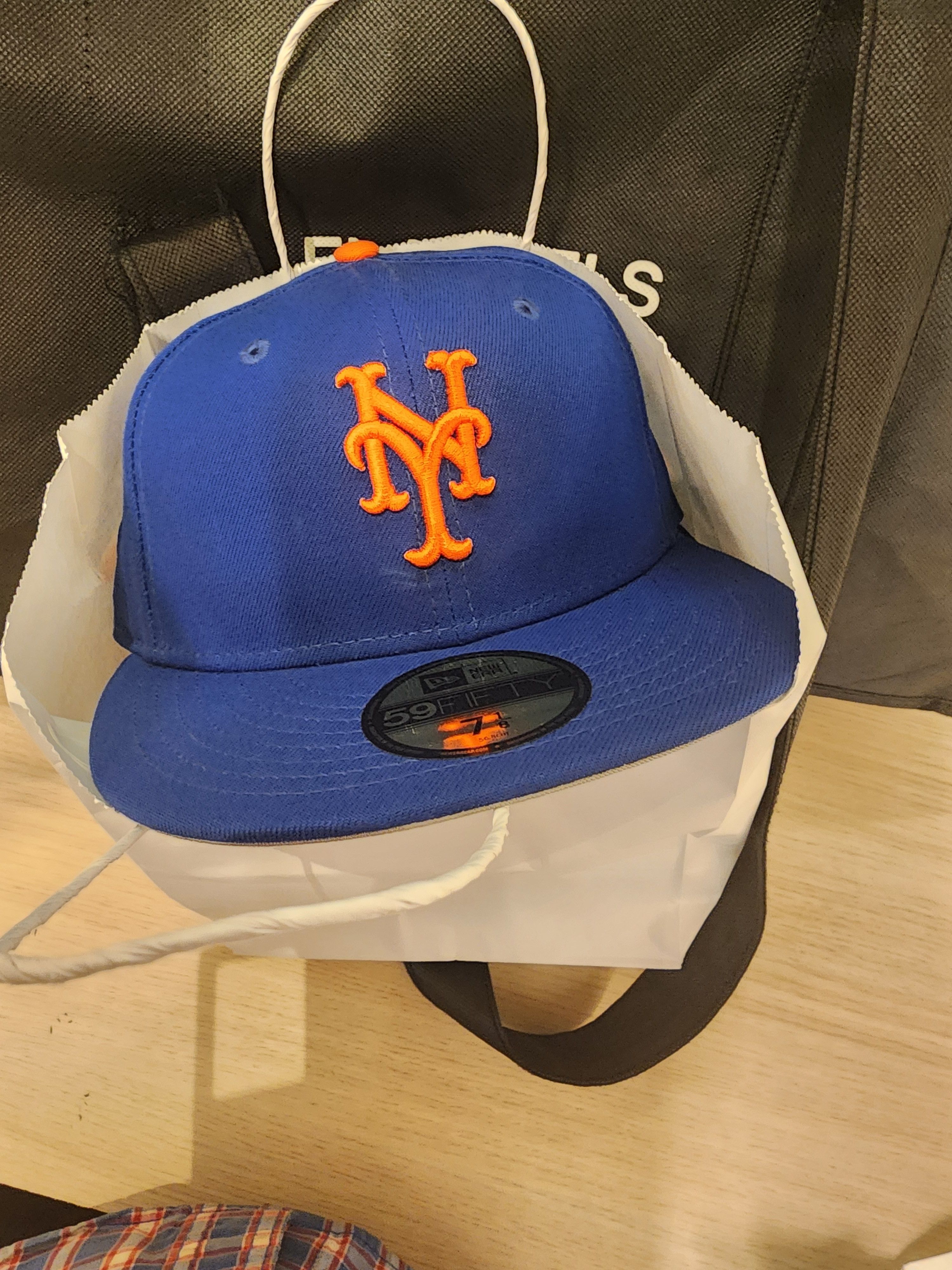 Other Bad bunny mets cap 7 3/4 Size ONE SIZE - 1 Thumbnail