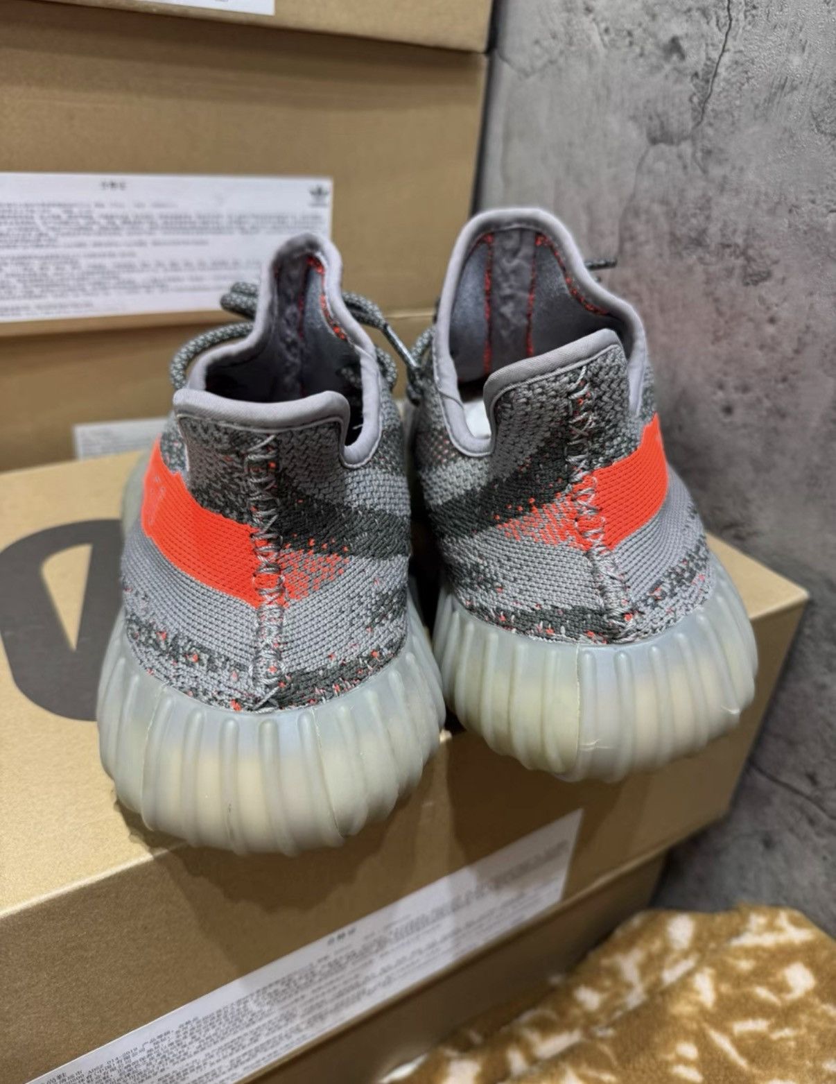 Adidas Adidas Yeezy 350 V2 Grey Orange Static BB1826 K37 Size US 9.5 / EU 42-43 - 7 Thumbnail