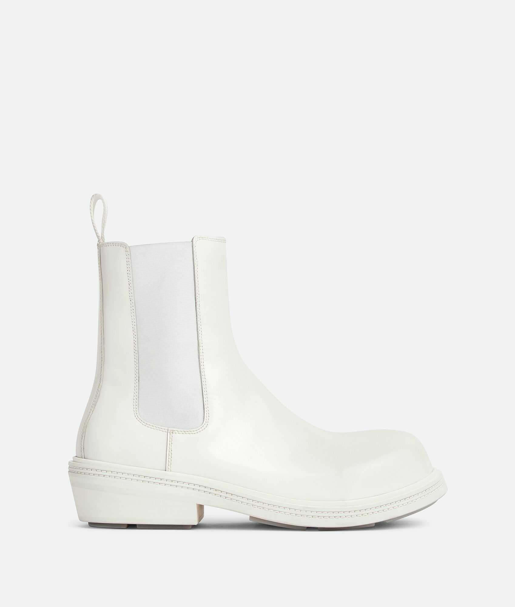 Bottega Veneta o1w1db10525 Fireman Chelsea Ankle Boots in Optic White Size US 10 / EU 43 - 1 Thumbnail