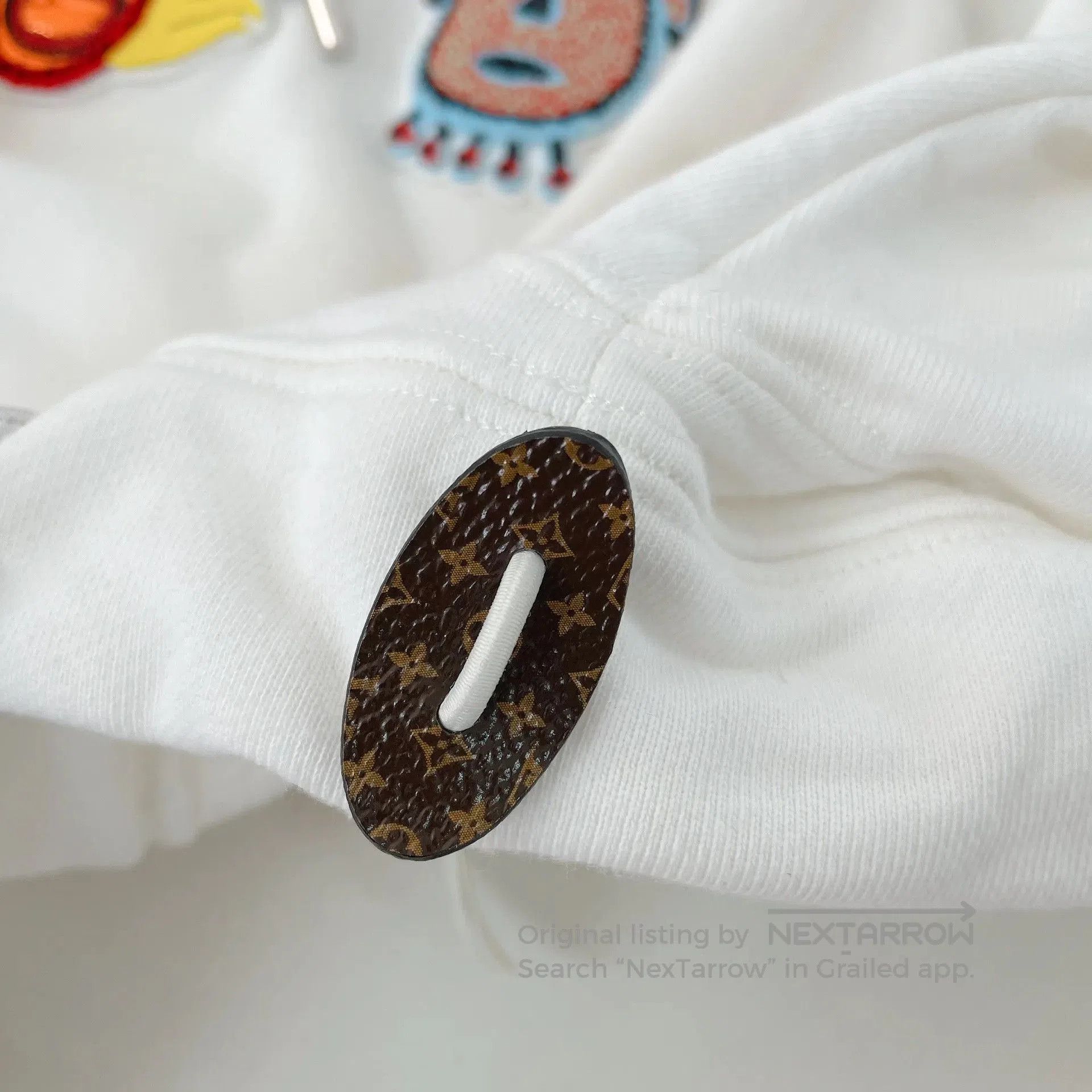 Louis Vuitton Louis Vuitton Collaboration Hoodie XS. Size XS / US 0-2 / IT 36-38 - 7 Thumbnail