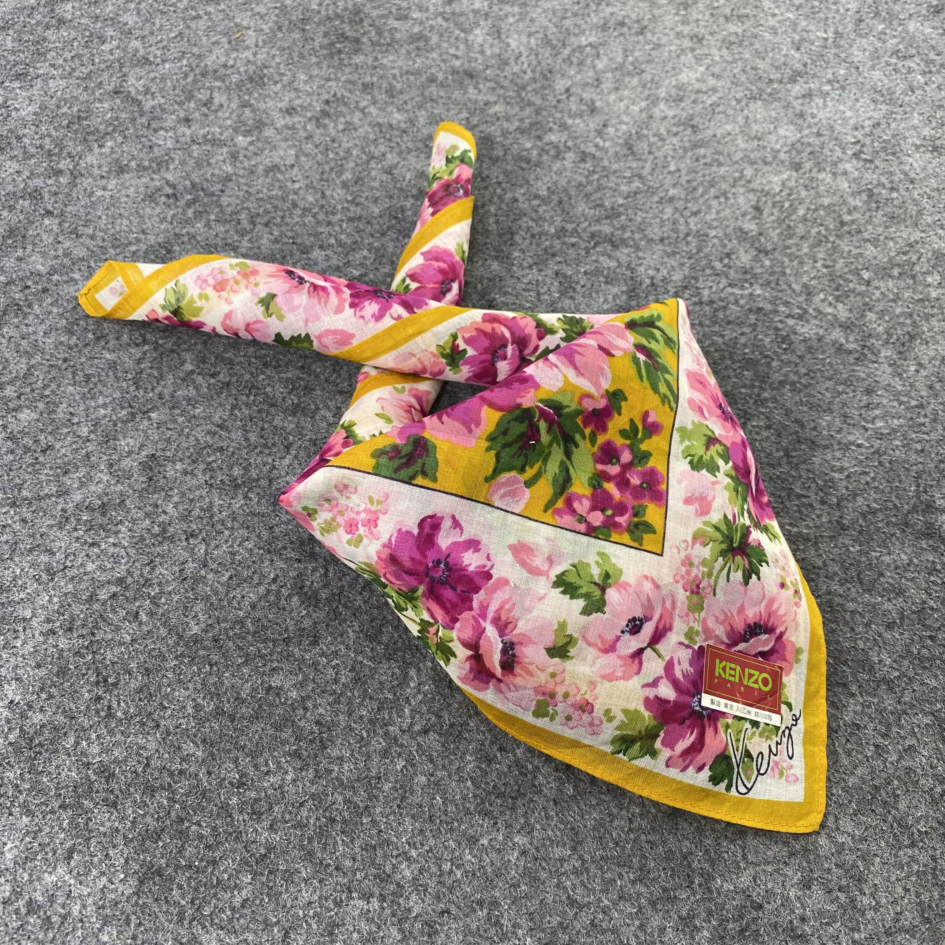 Kenzo Kenzo Handkerchief / Bandana / Neckerchief-B640 Size ONE SIZE - 1 Thumbnail