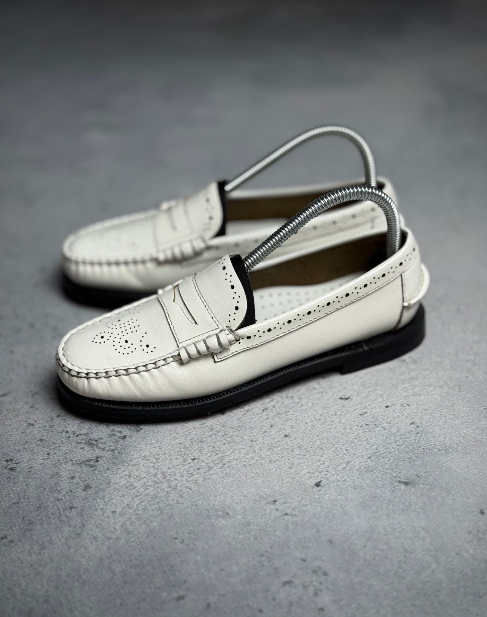 Sebago Sebago Womens Vintage White Leather Loafers With Perforated Size US 7 / IT 37 - 2 Thumbnail