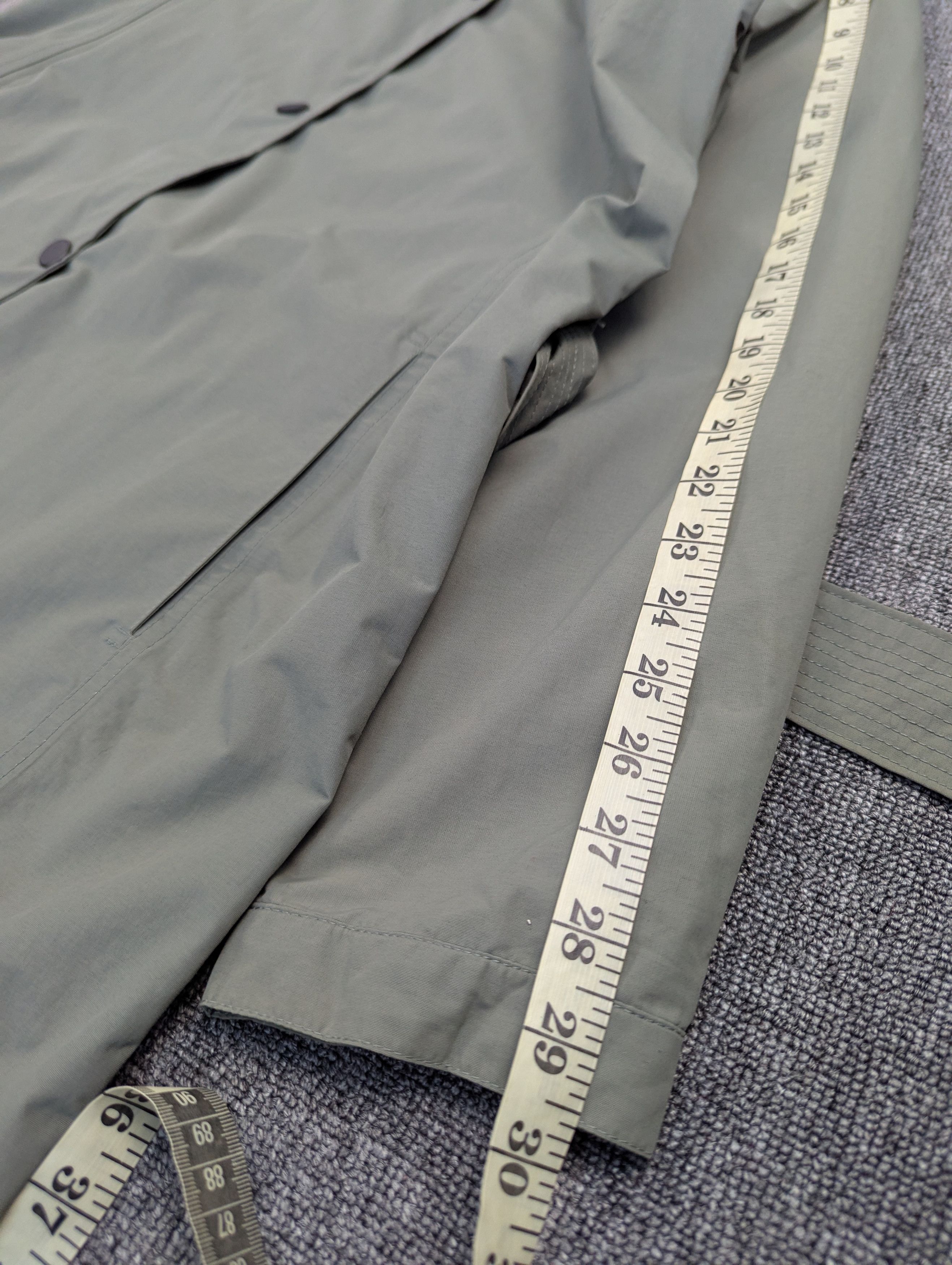 Christophe Lemaire Uniqlo And Lemaire Waterproof Trenchcoat Jacket Size US M / EU 48-50 / 2 - 23 Thumbnail